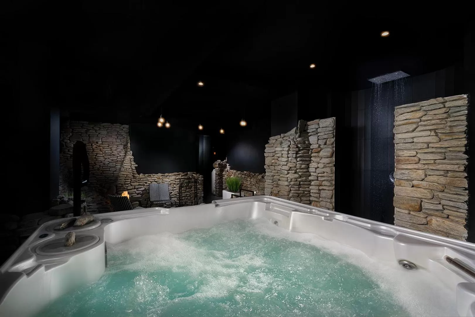 Hot Tub in Hotel Wisła Premium