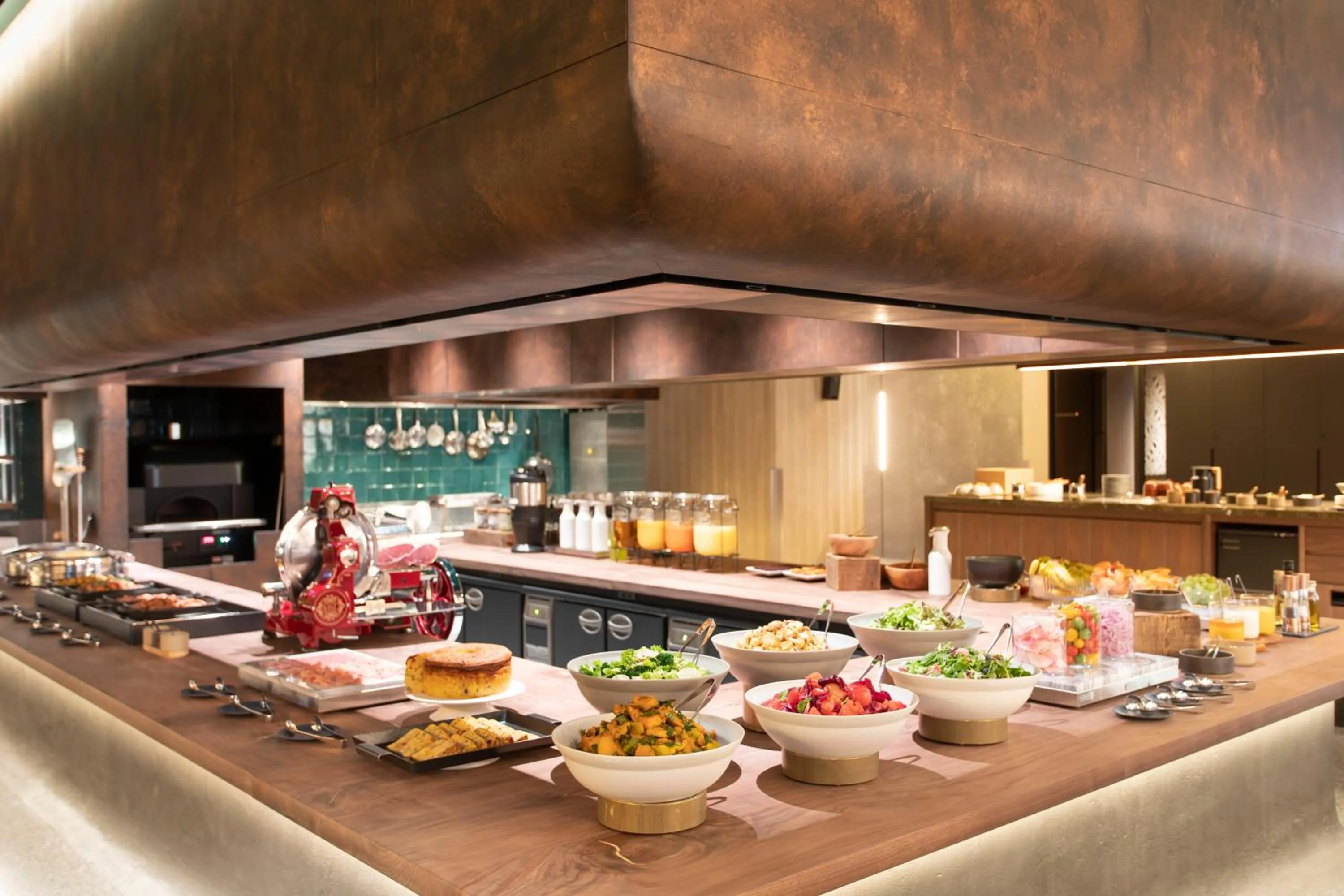 Restaurant/places to eat in GOOD NATURE HOTEL KYOTO