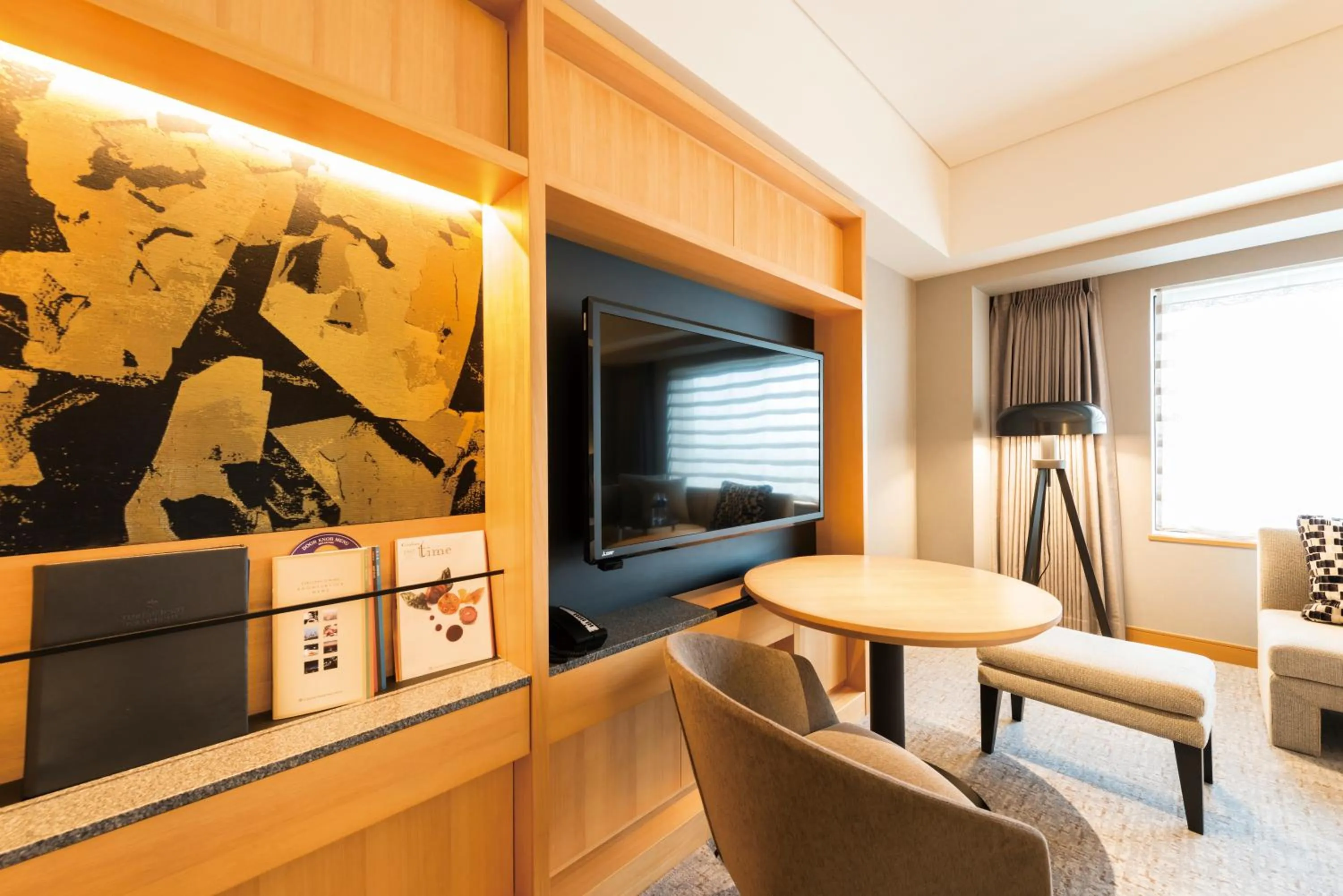 Photo of the whole room in Cerulean Tower Tokyu Hotel, A Pan Pacific Partner Hotel