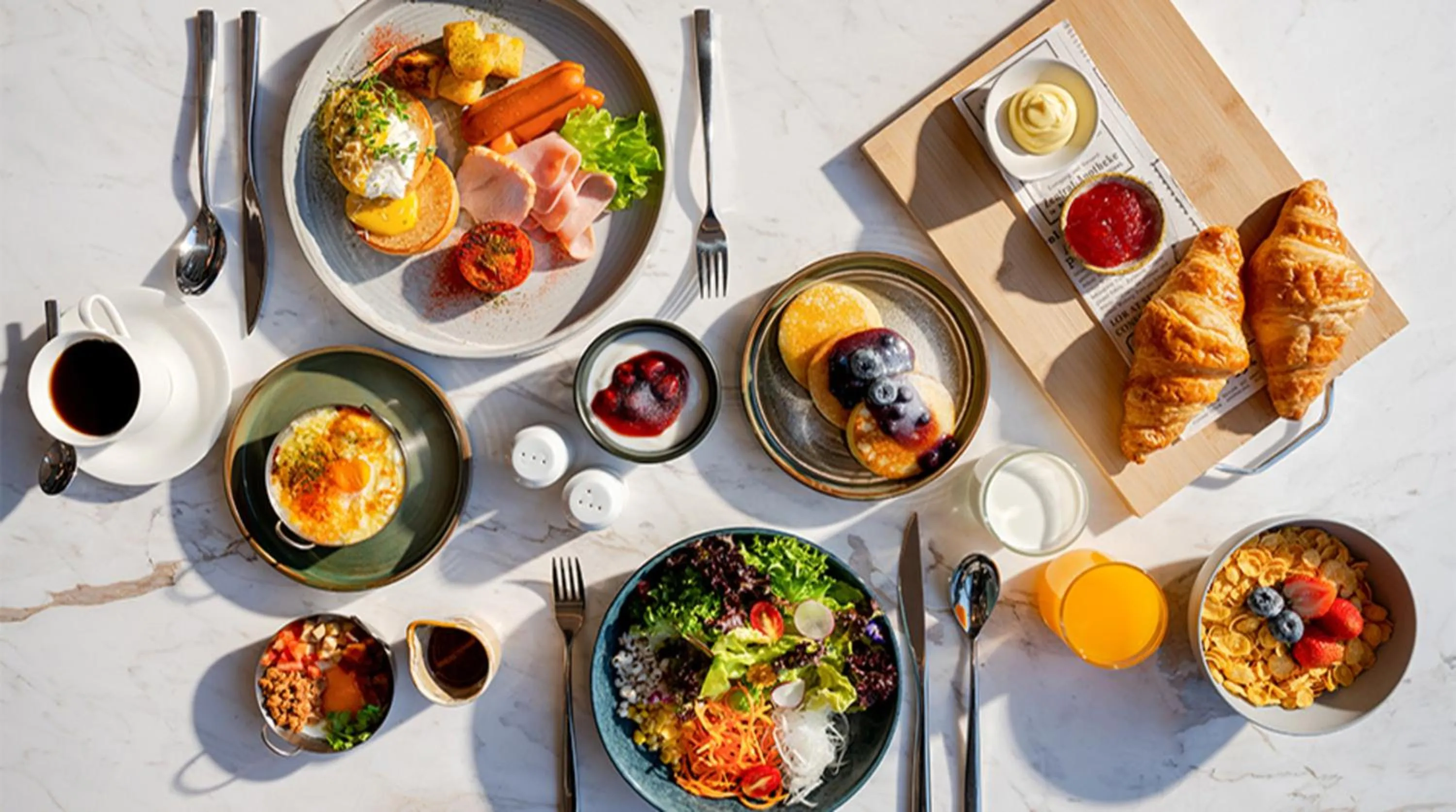 Food and drinks in Novotel Rayong Star Convention Centre