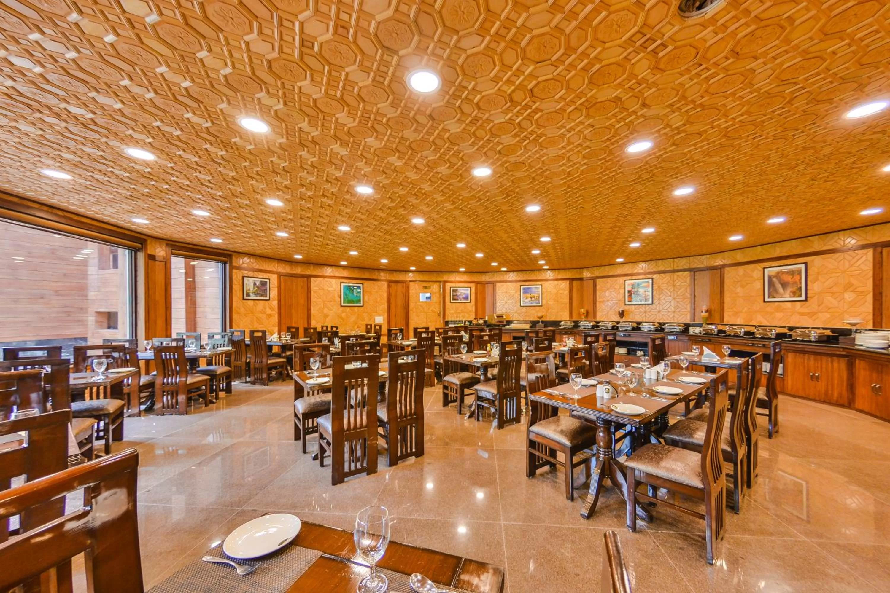Restaurant/Places to Eat in Royal Hillton Pahalgam