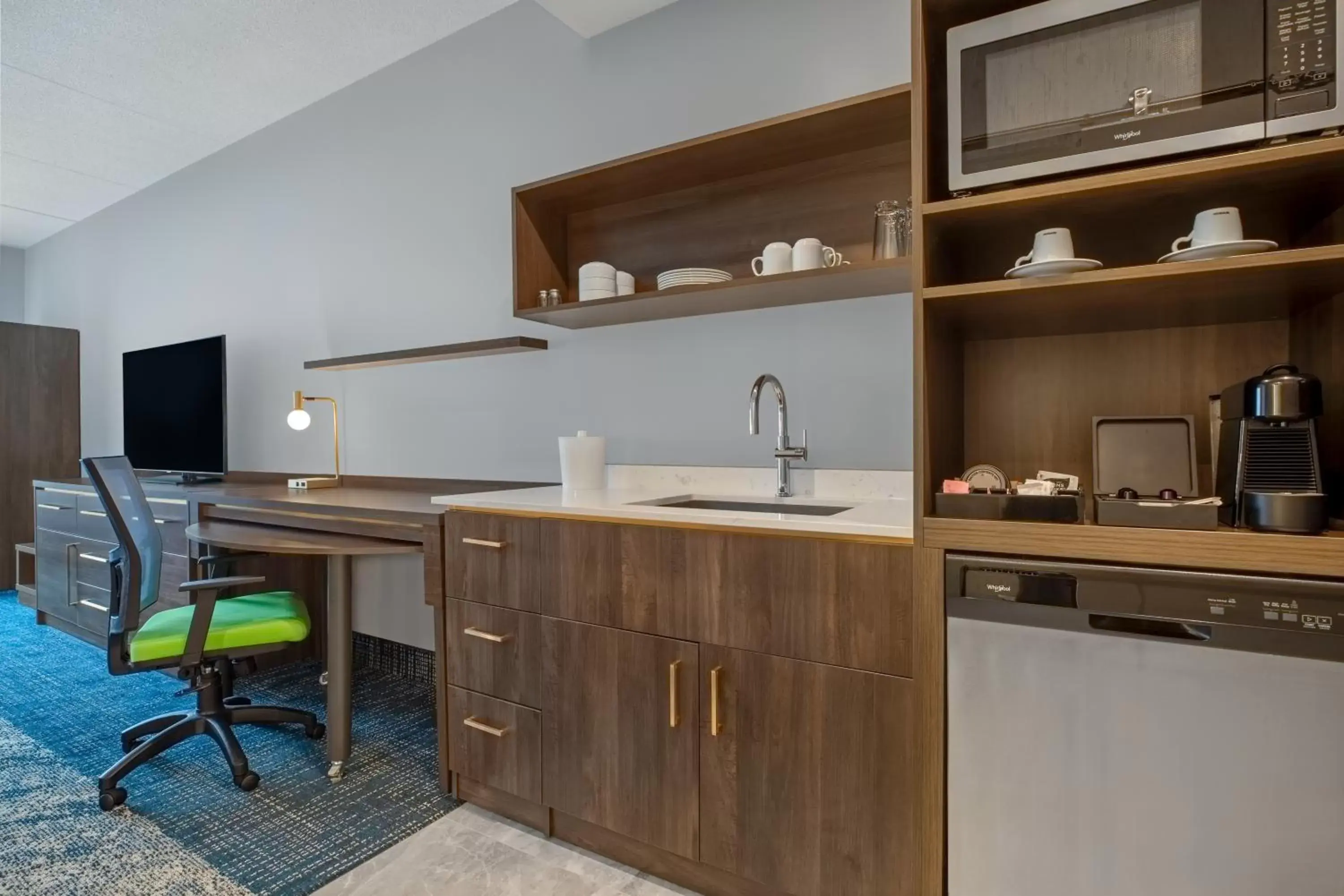 One-Bedroom Queen Suite with Sofa Bed in Home2 Suites By Hilton Huntsville One-Bedroom Queen Suite with Sofa Bed in Home2 Suites By Hilton Huntsville