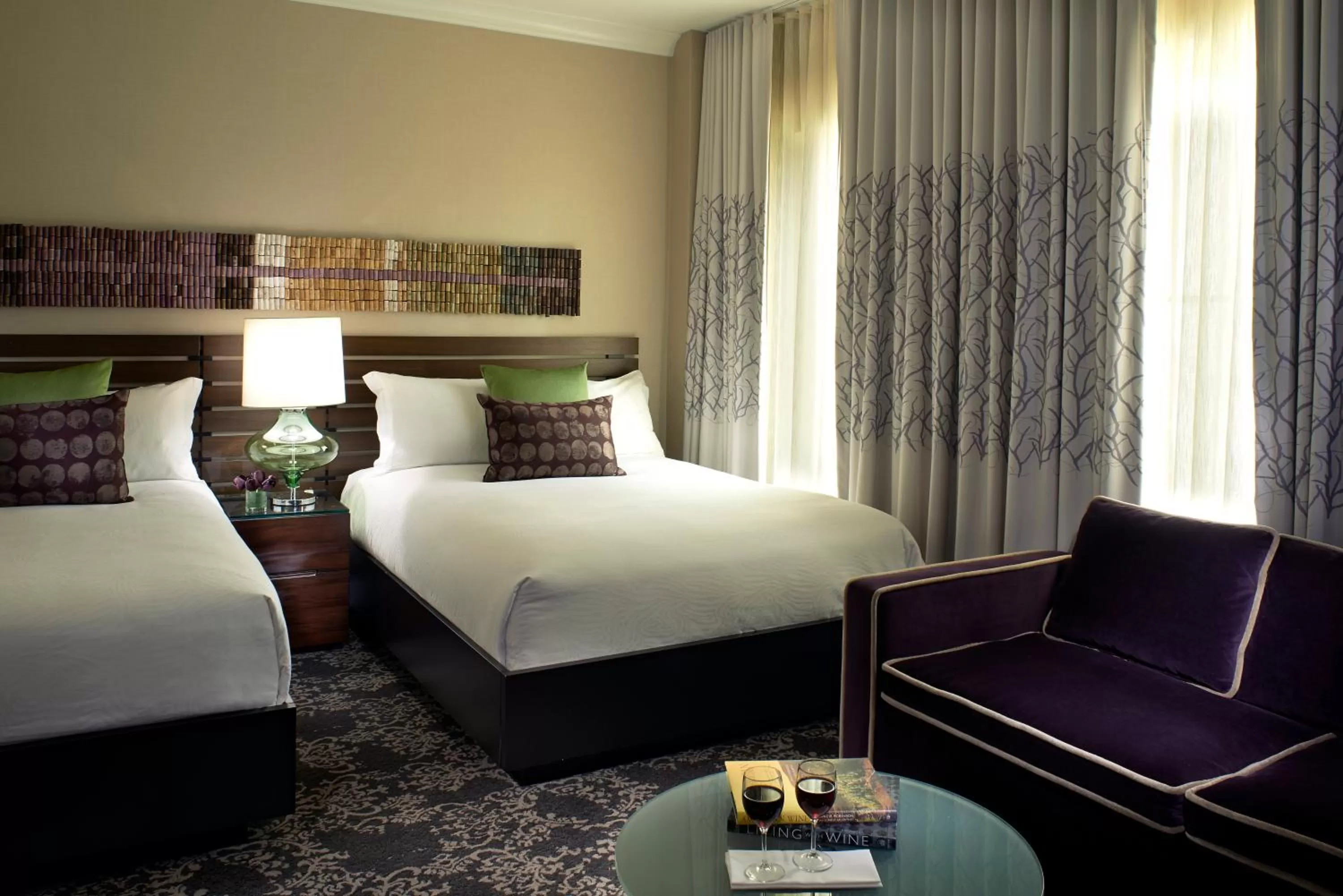 Photo of the whole room, Bed in Kimpton Hotel Vintage Seattle by IHG