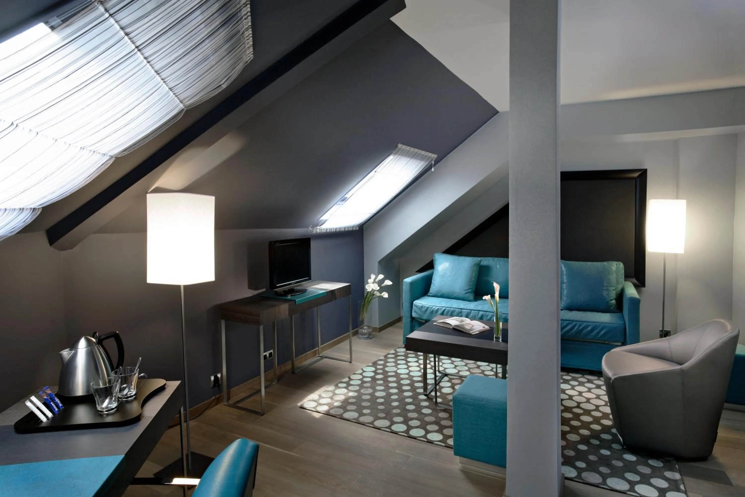 Coffee/tea facilities in Hôtel Bassano