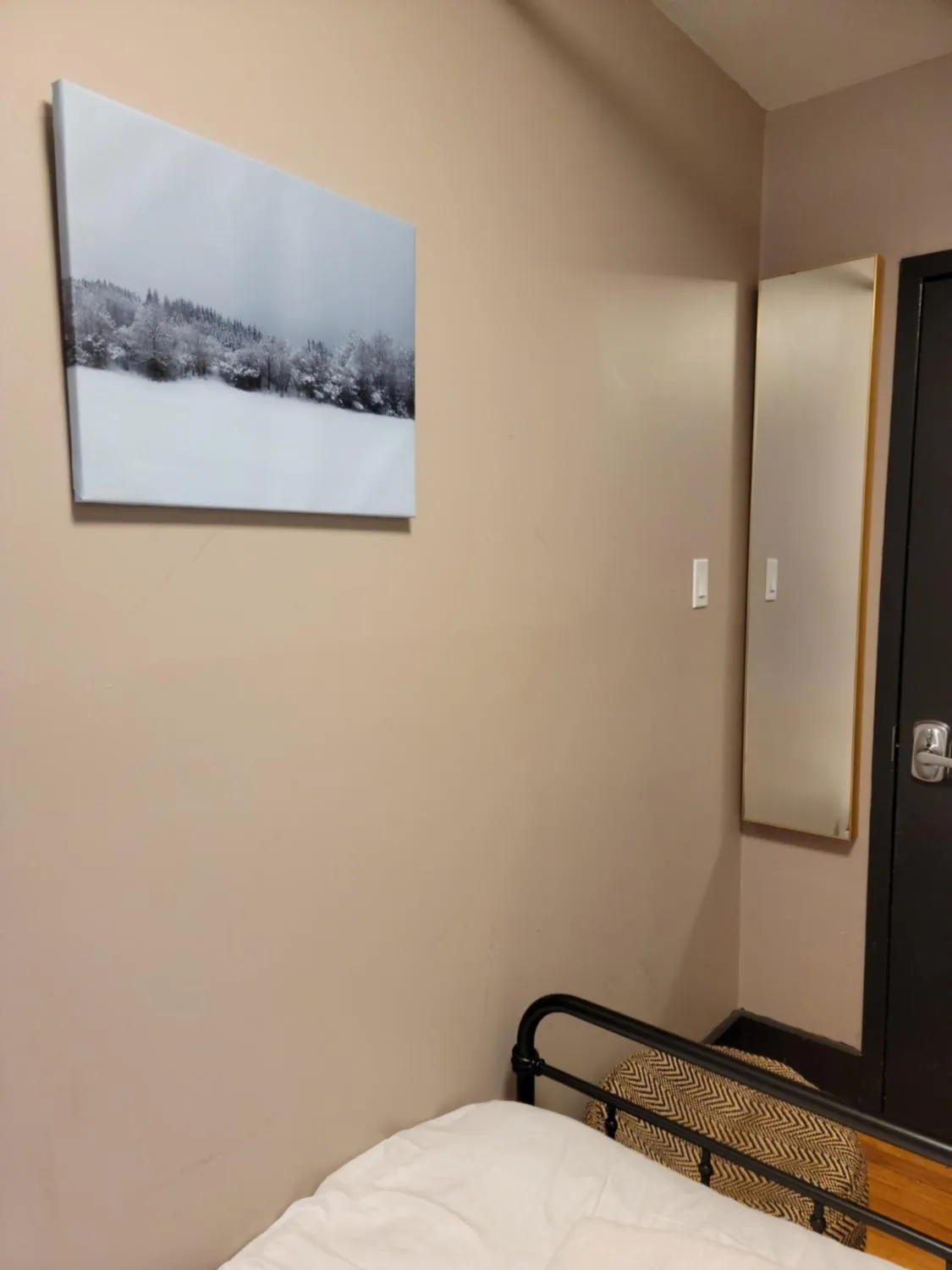 Bedroom, Bed in Lamartine Chelsea