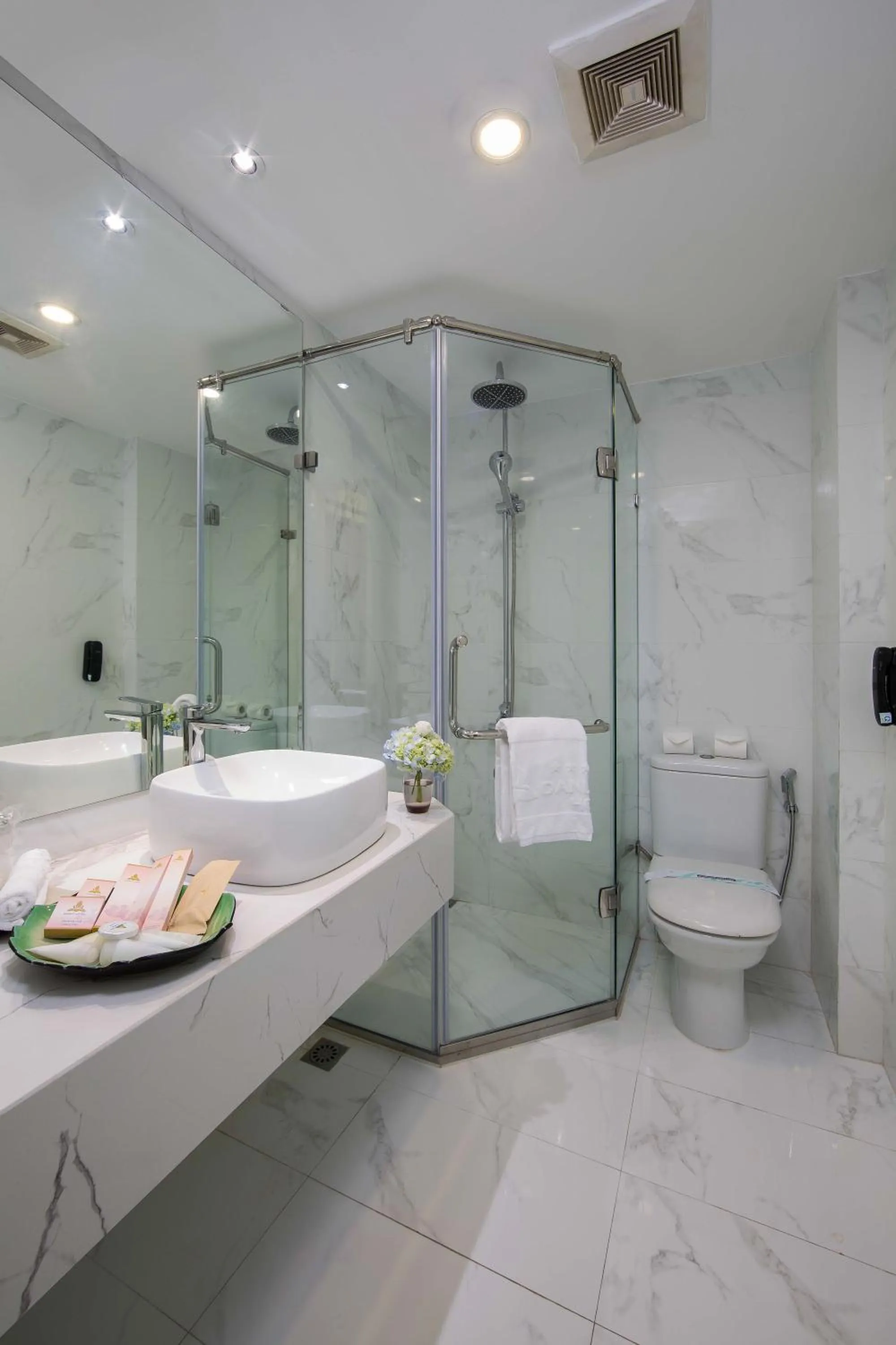 Bathroom in Danly Hotel