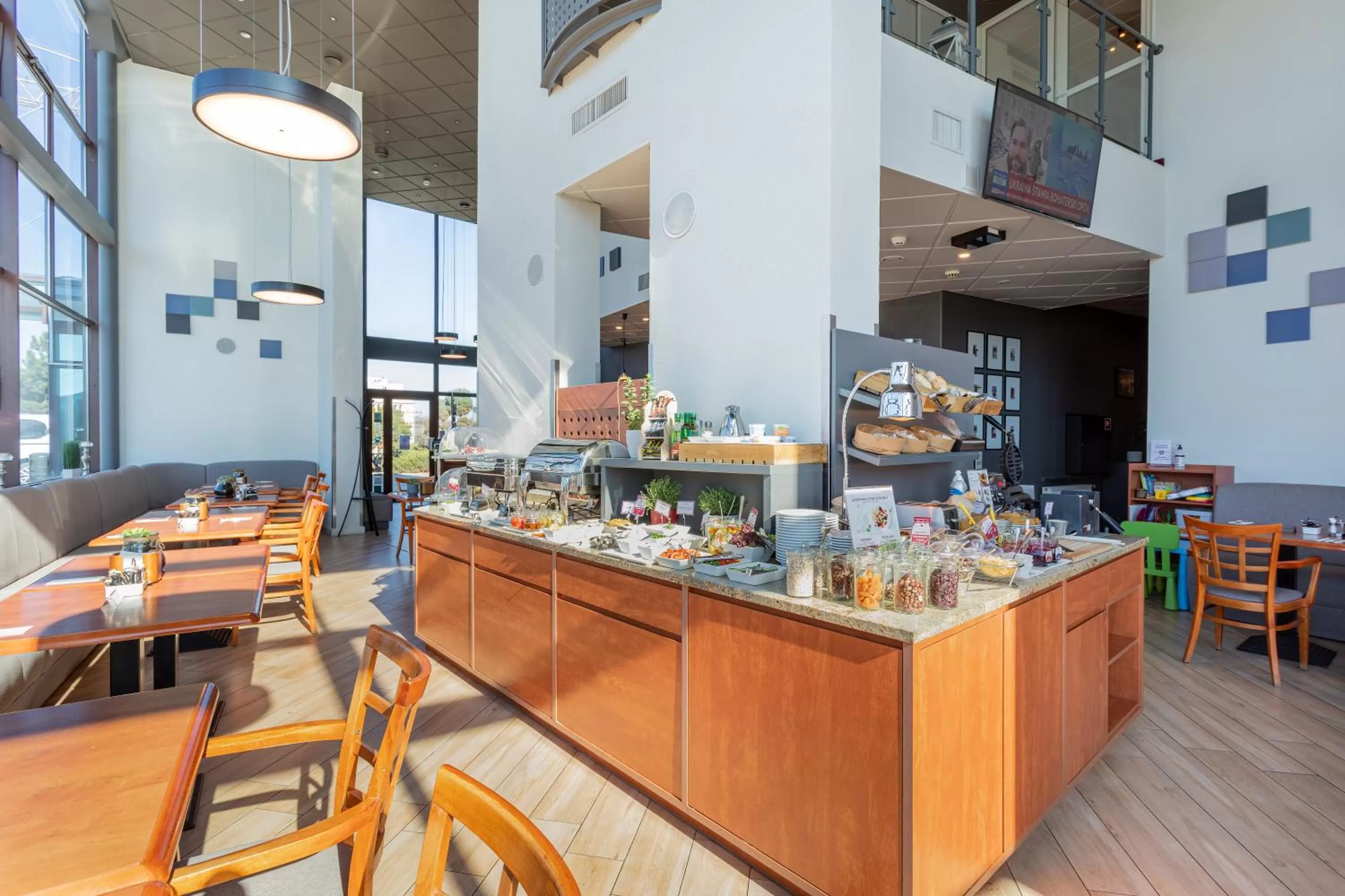 Restaurant/places to eat in Qubus Hotel Zielona Góra