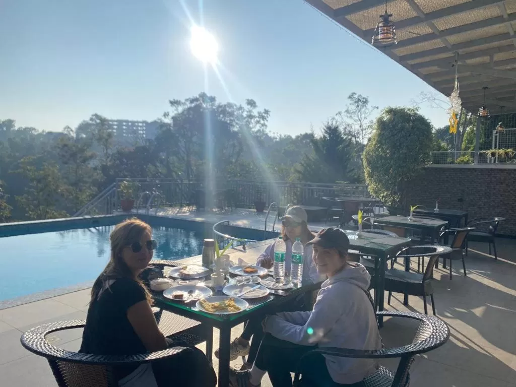 Restaurant/Places to Eat in Zenha Resorts