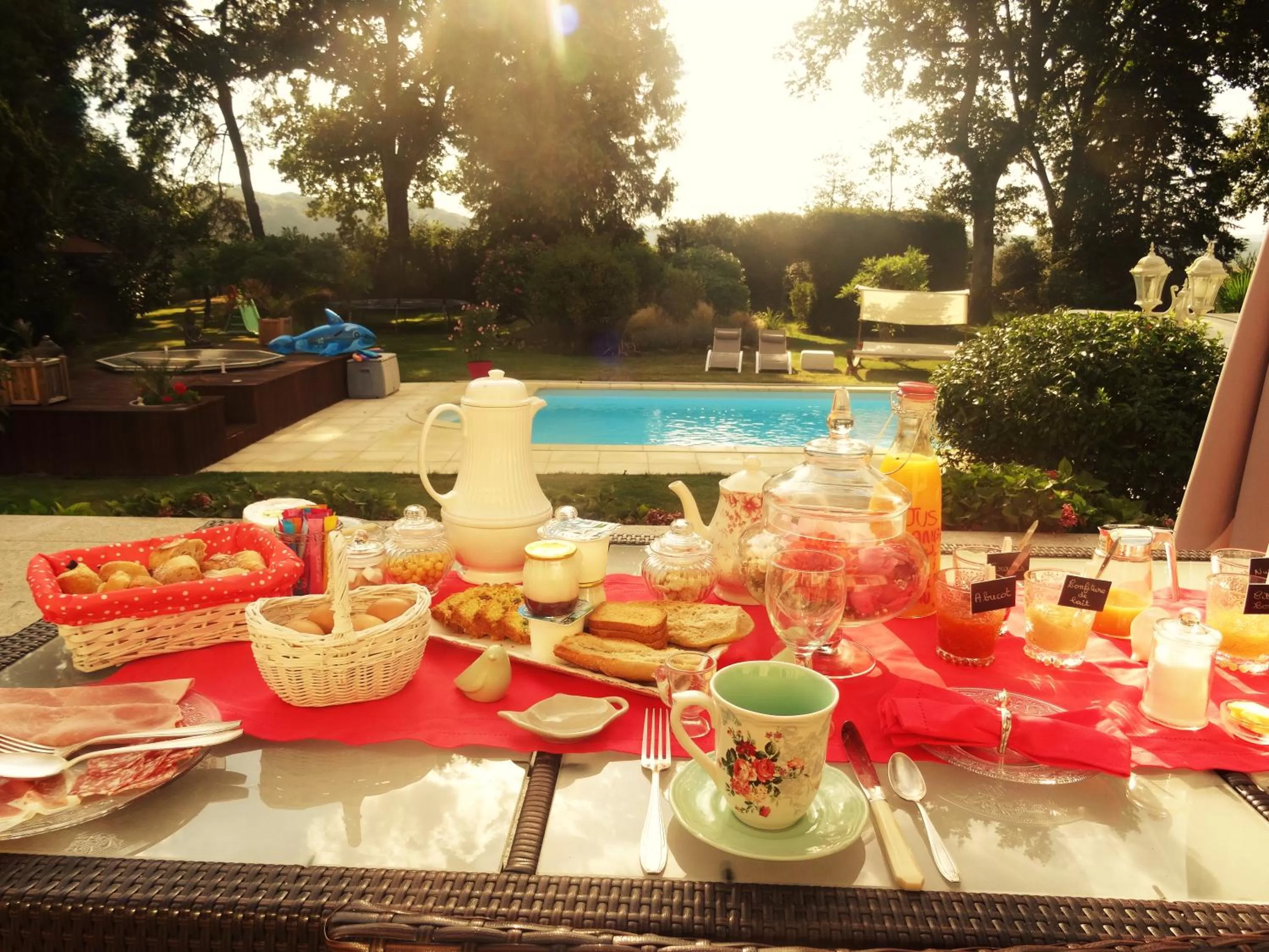 Patio in Villa La Clef Des Champs