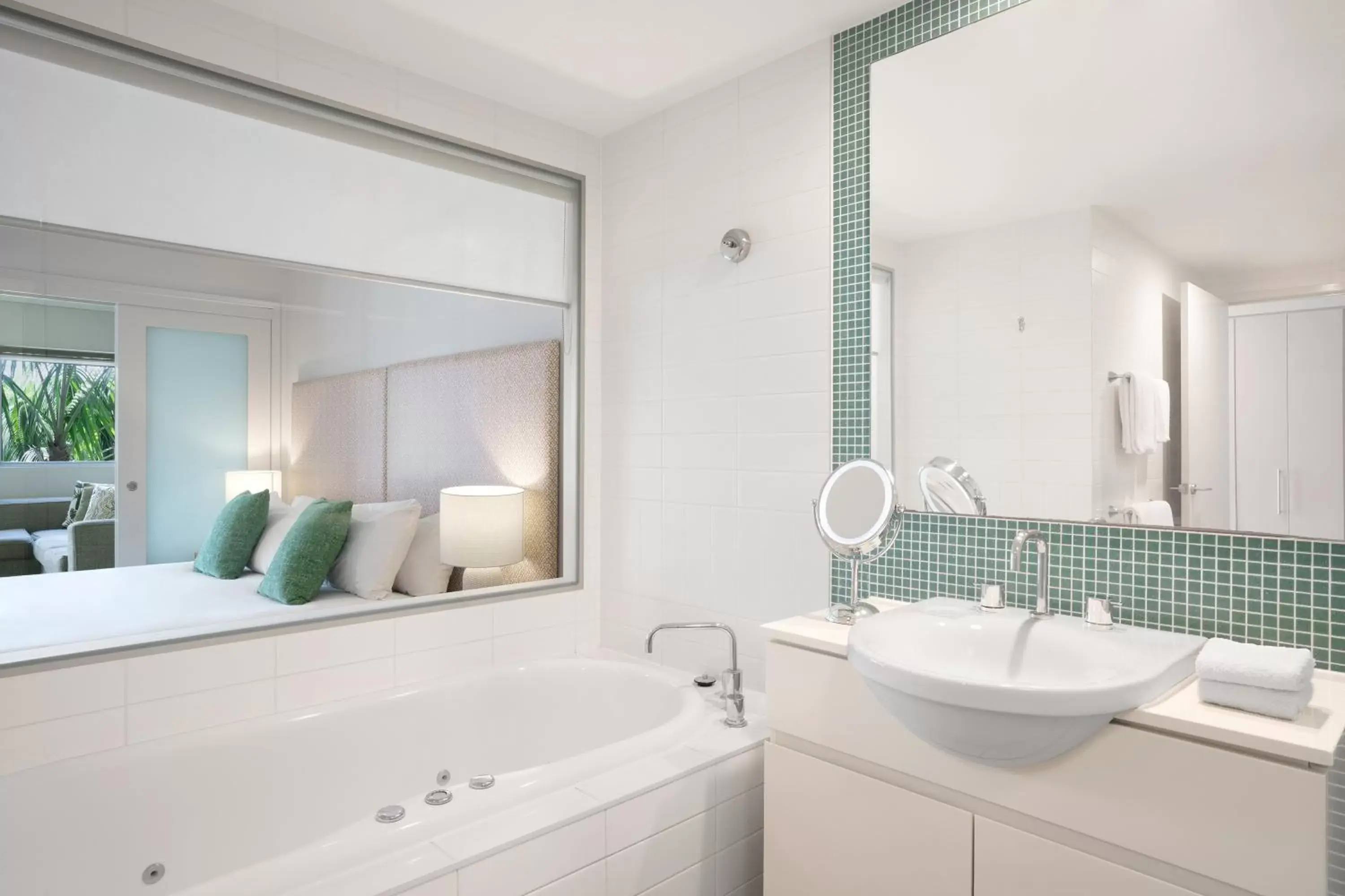 Two-Bedroom Spa Suite in Peppers Salt Resort & Spa Two-Bedroom Spa Suite in Peppers Salt Resort & Spa