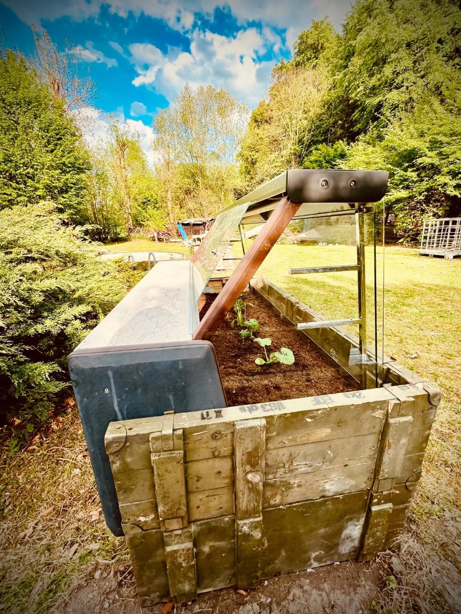 HARABURDI® Recyclart Hotel