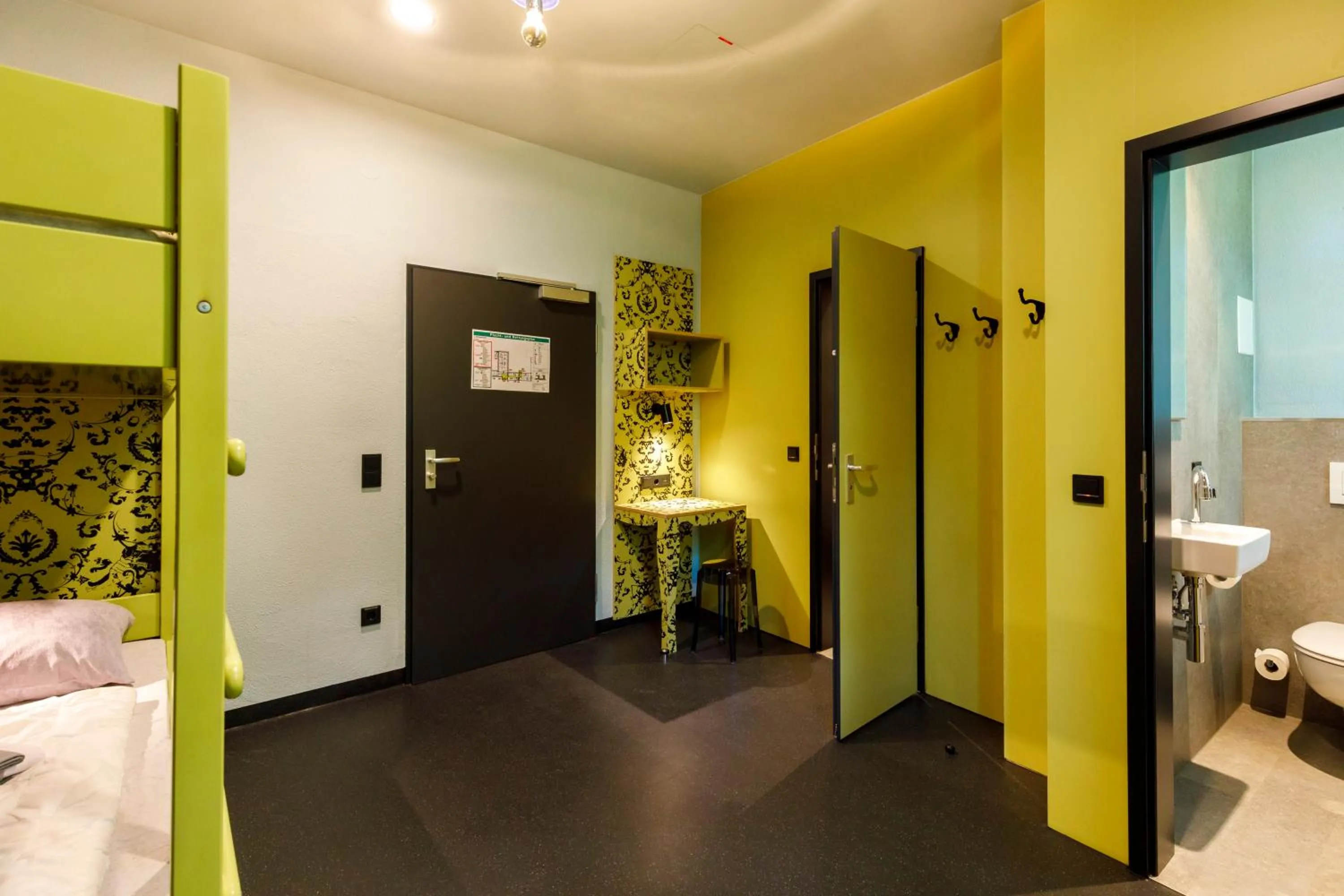 bunk bed in Jugendherberge Würzburg