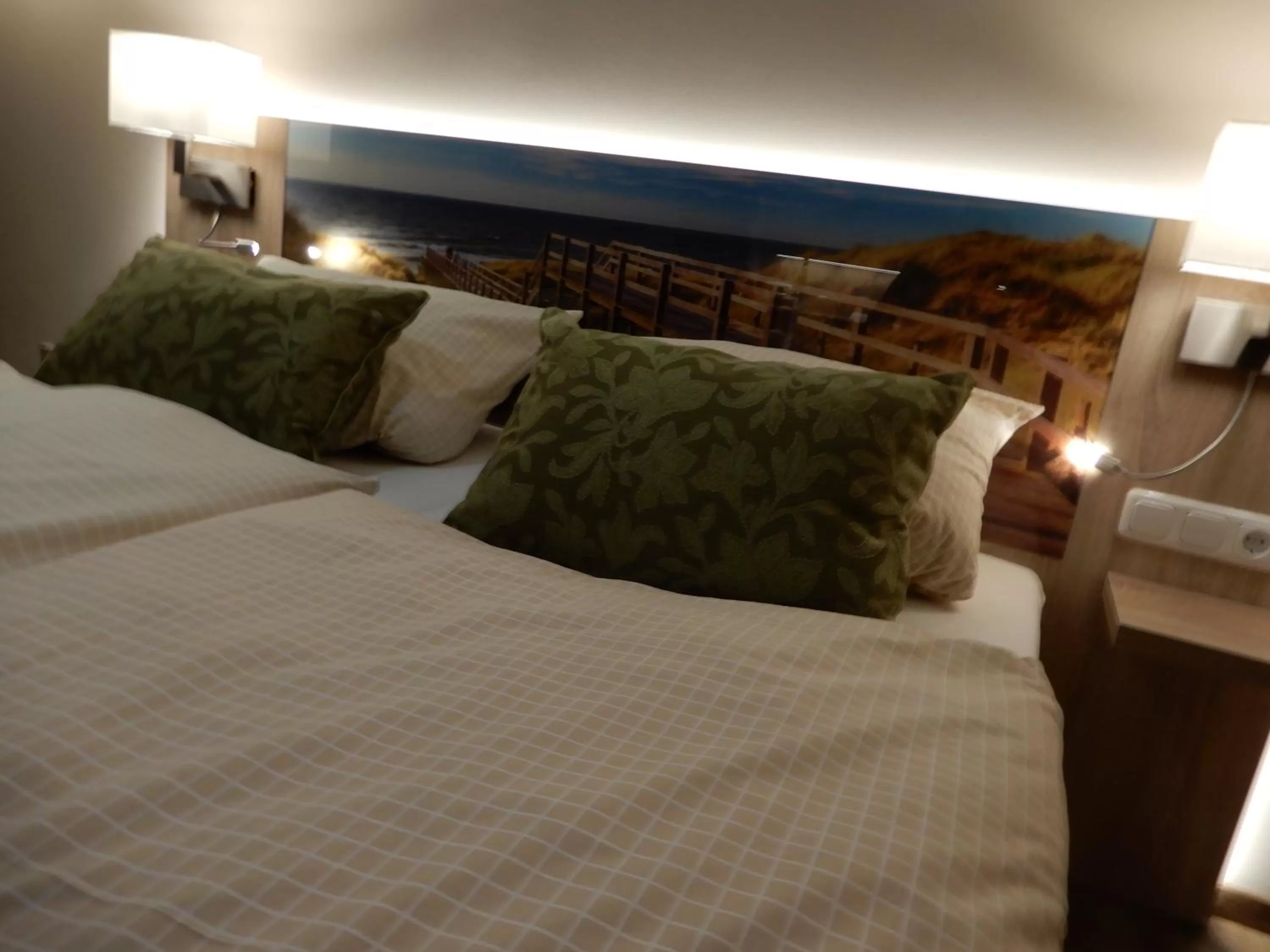 Decorative detail, Bed in Hotel Pension Am Hafen