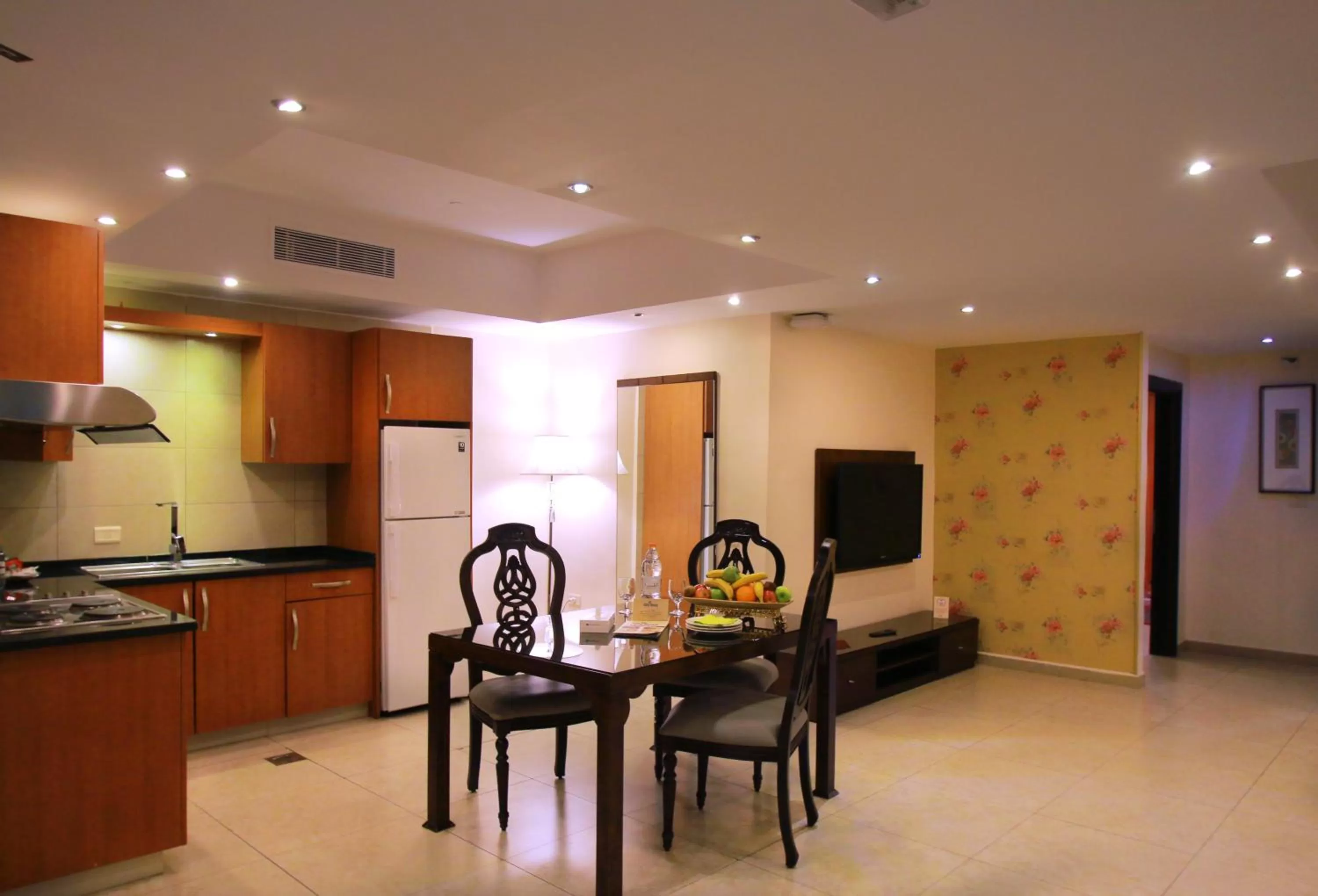 City Rose Hotel Suites