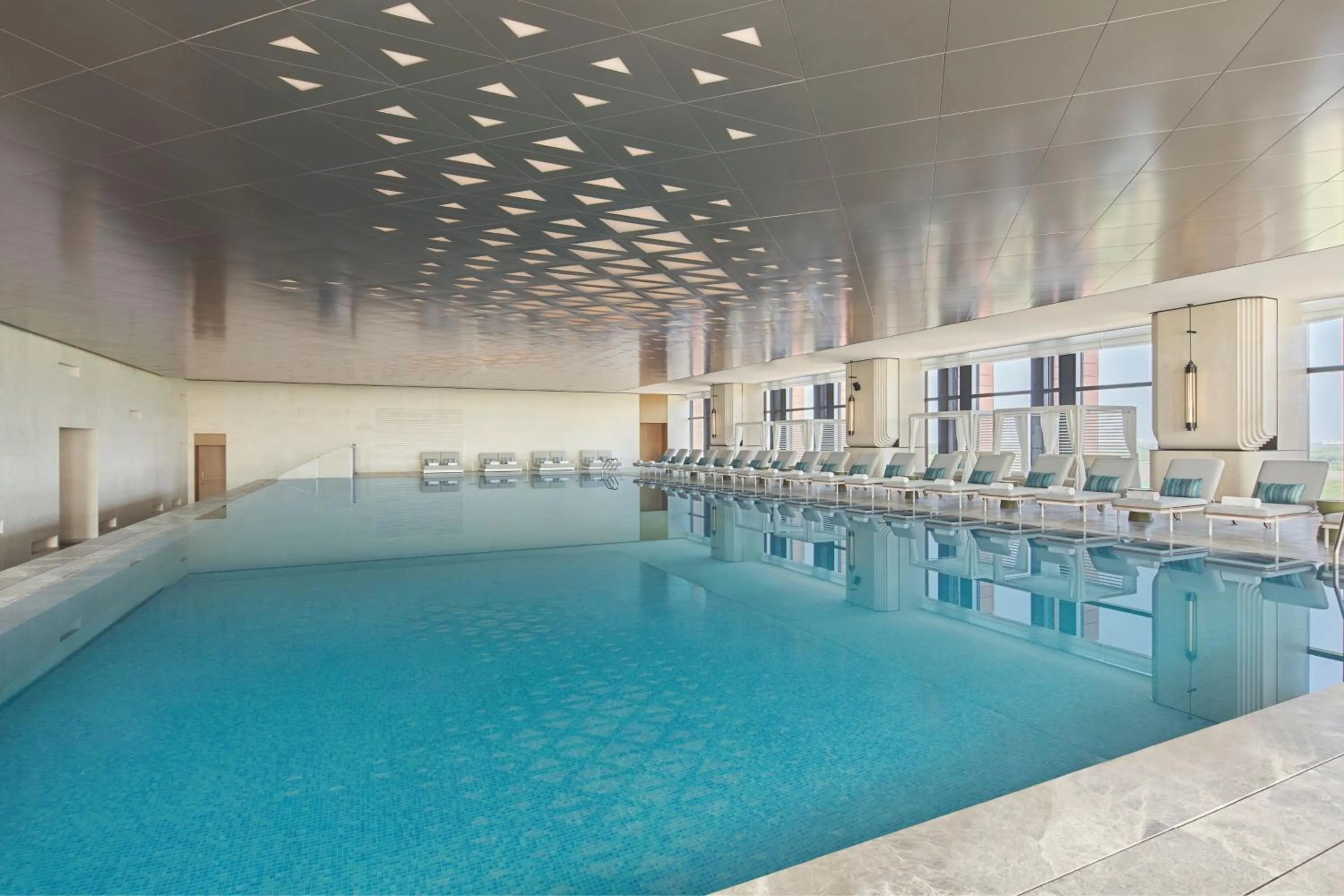 Swimming pool in Tianjin Marriott Hotel National Convention and Exhibition Center