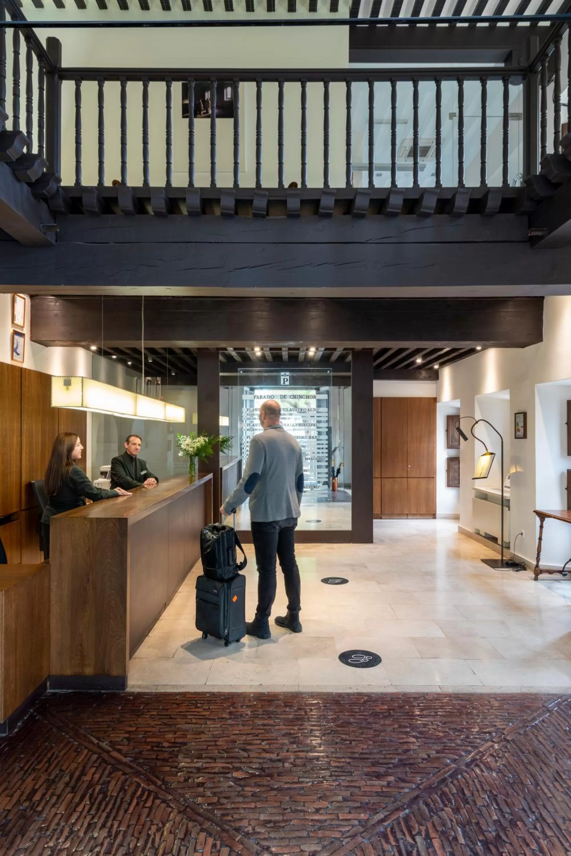 Lobby or reception in Parador de Chinchón