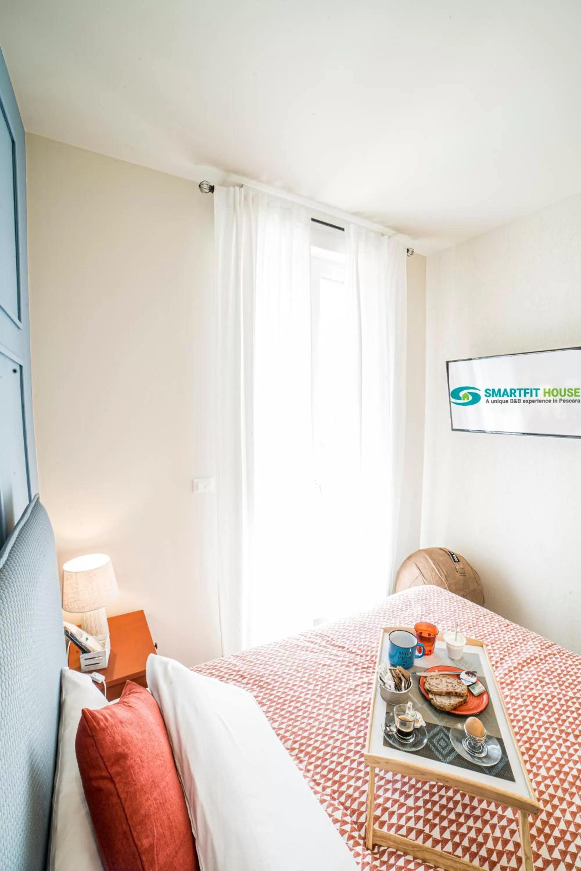 Bed in B&B SMARTFIT HOUSE - Room & Relax in Pescara