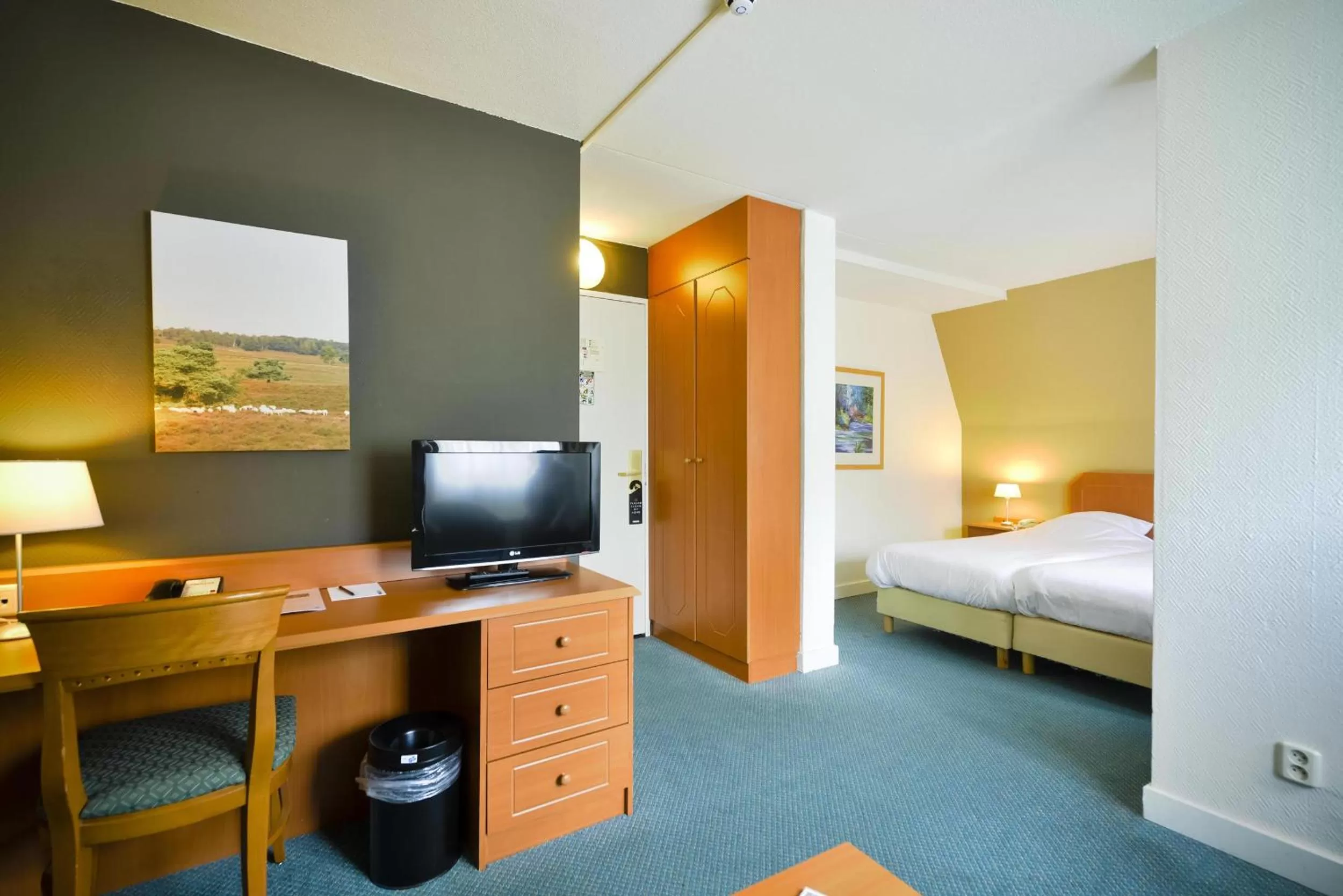 Photo of the whole room in Fletcher Hotel Restaurant Epe-Zwolle