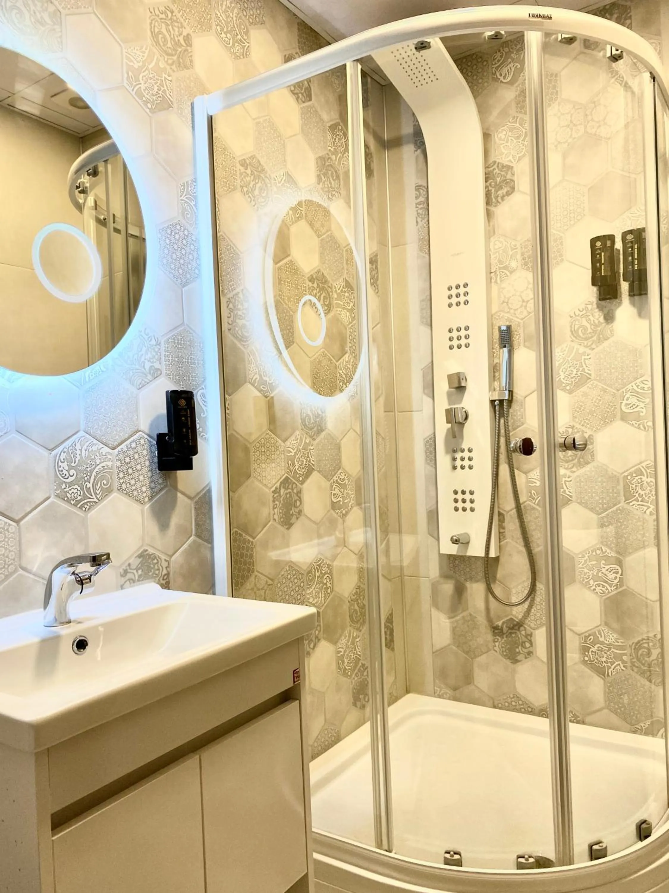 Standard Twin Room - single occupancy in Concept Royal Edirne