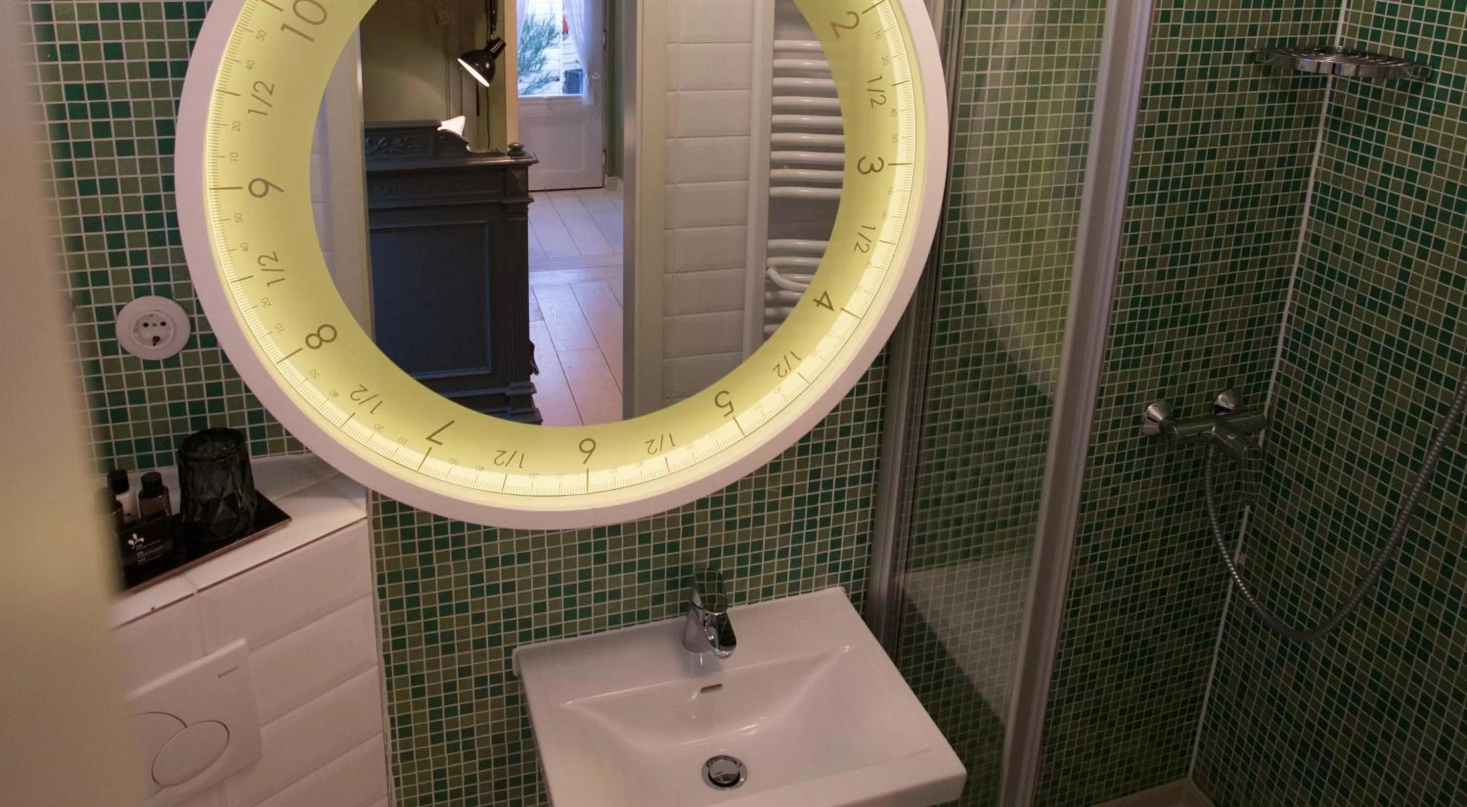 Bathroom in Boutique Hotel Haus Noge Sylt - Kapitaenshaus strandnah