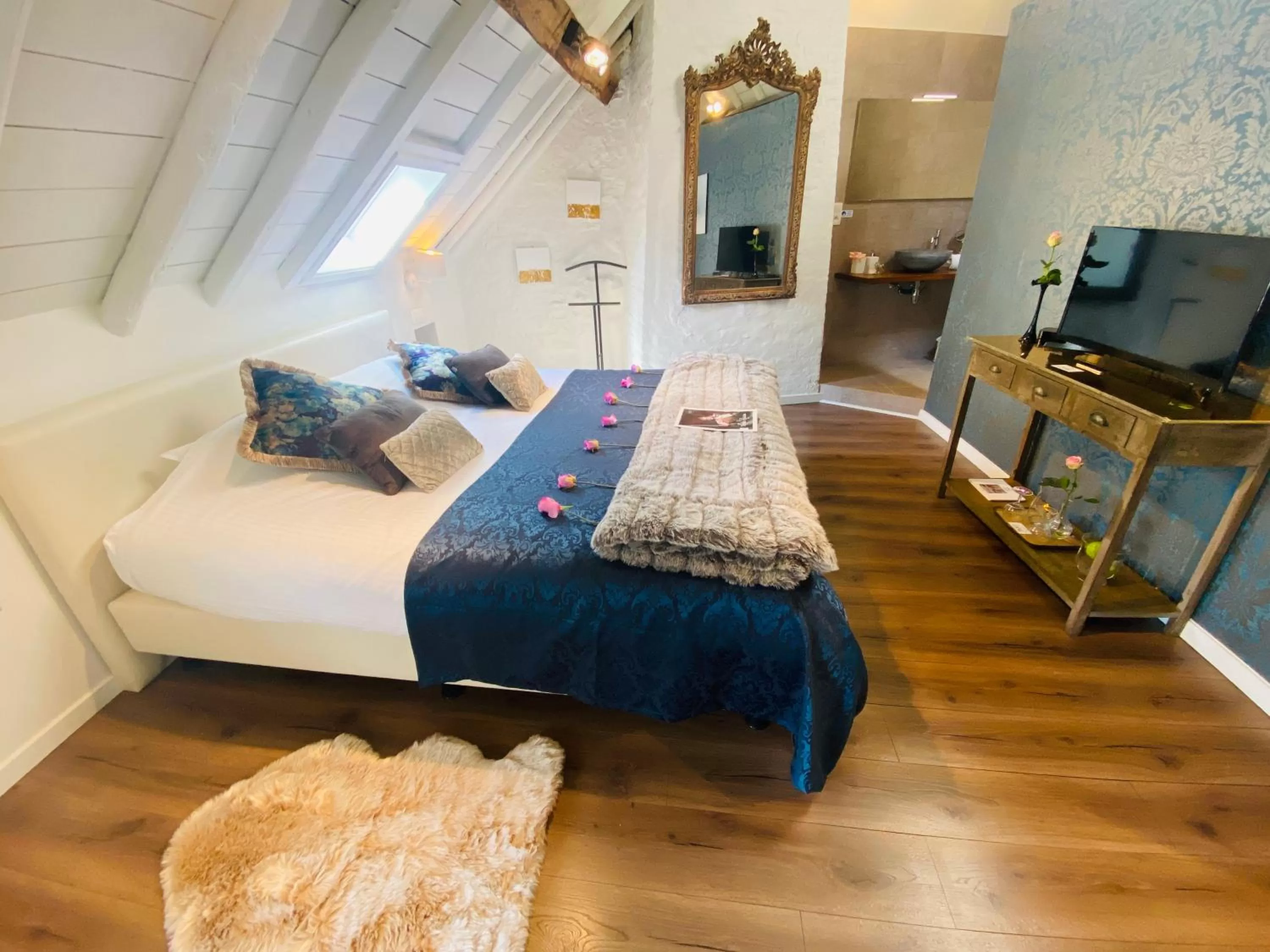 Bed in The White Queen B&B