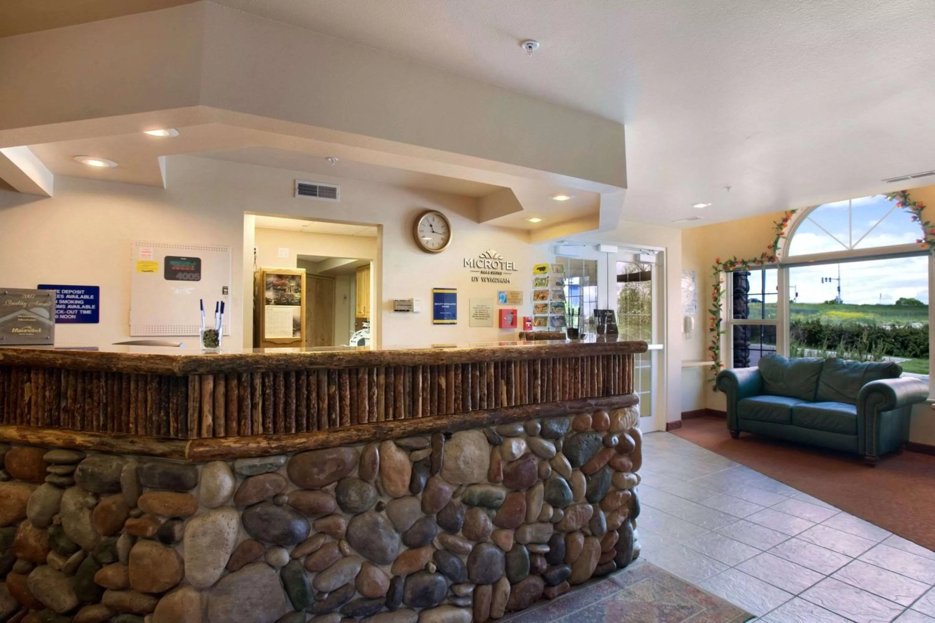 Lobby or reception in Microtel Inn & Suites by Wyndham Bozeman
