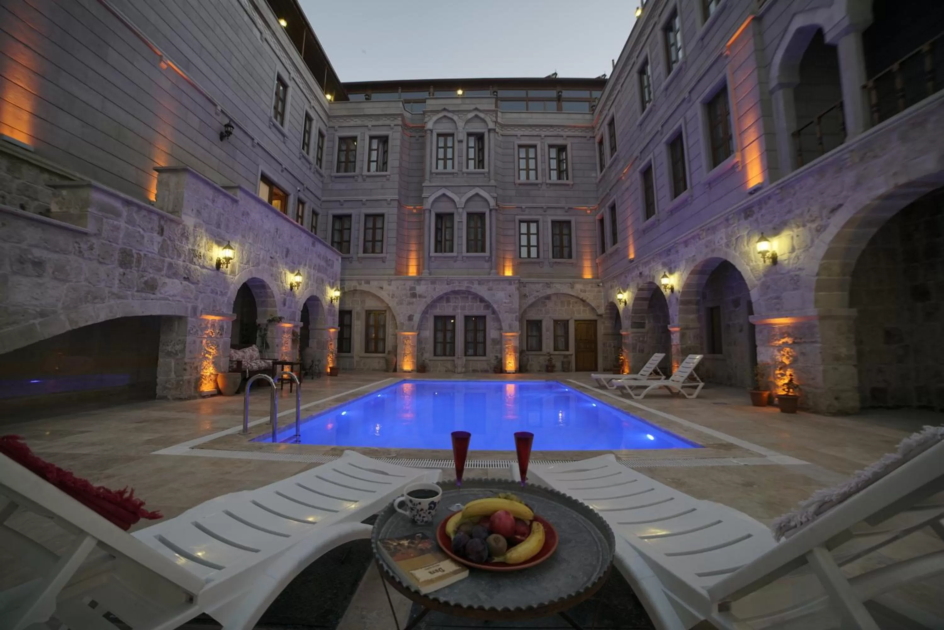 Swimming pool in Grand Cappadocia Hotel