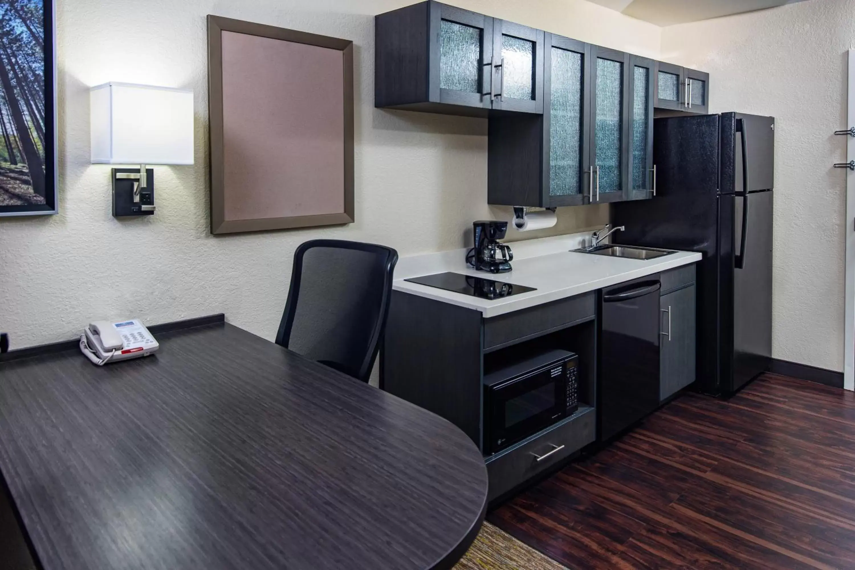 Queen Studio Suite with Batch Tub - Mobility Accessible - Non-Smoking in Candlewood Suites Appleton by IHG Queen Studio Suite with Batch Tub - Mobility Accessible - Non-Smoking in Candlewood Suites Appleton by IHG