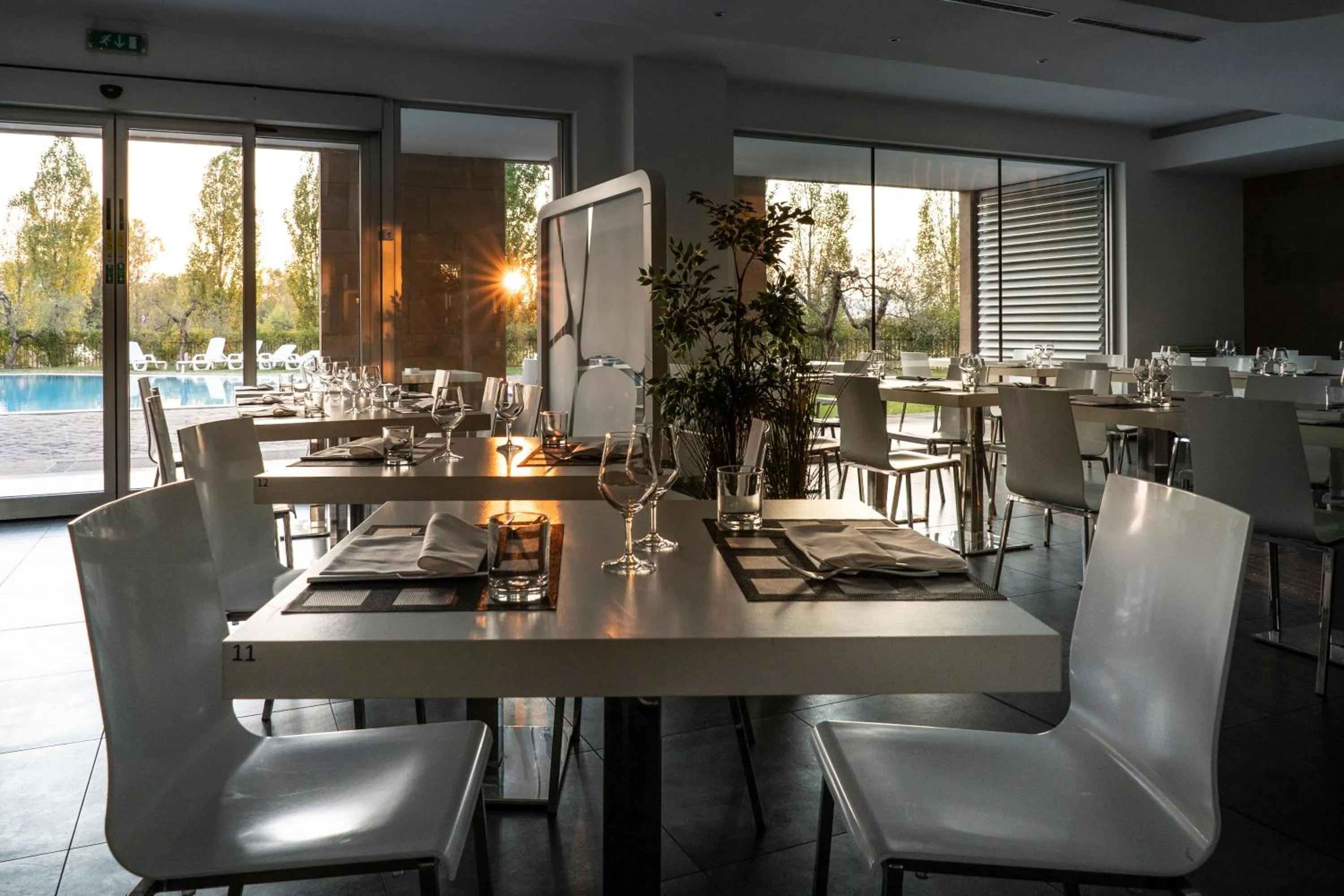 Restaurant/places to eat in A Point Arezzo Park Hotel