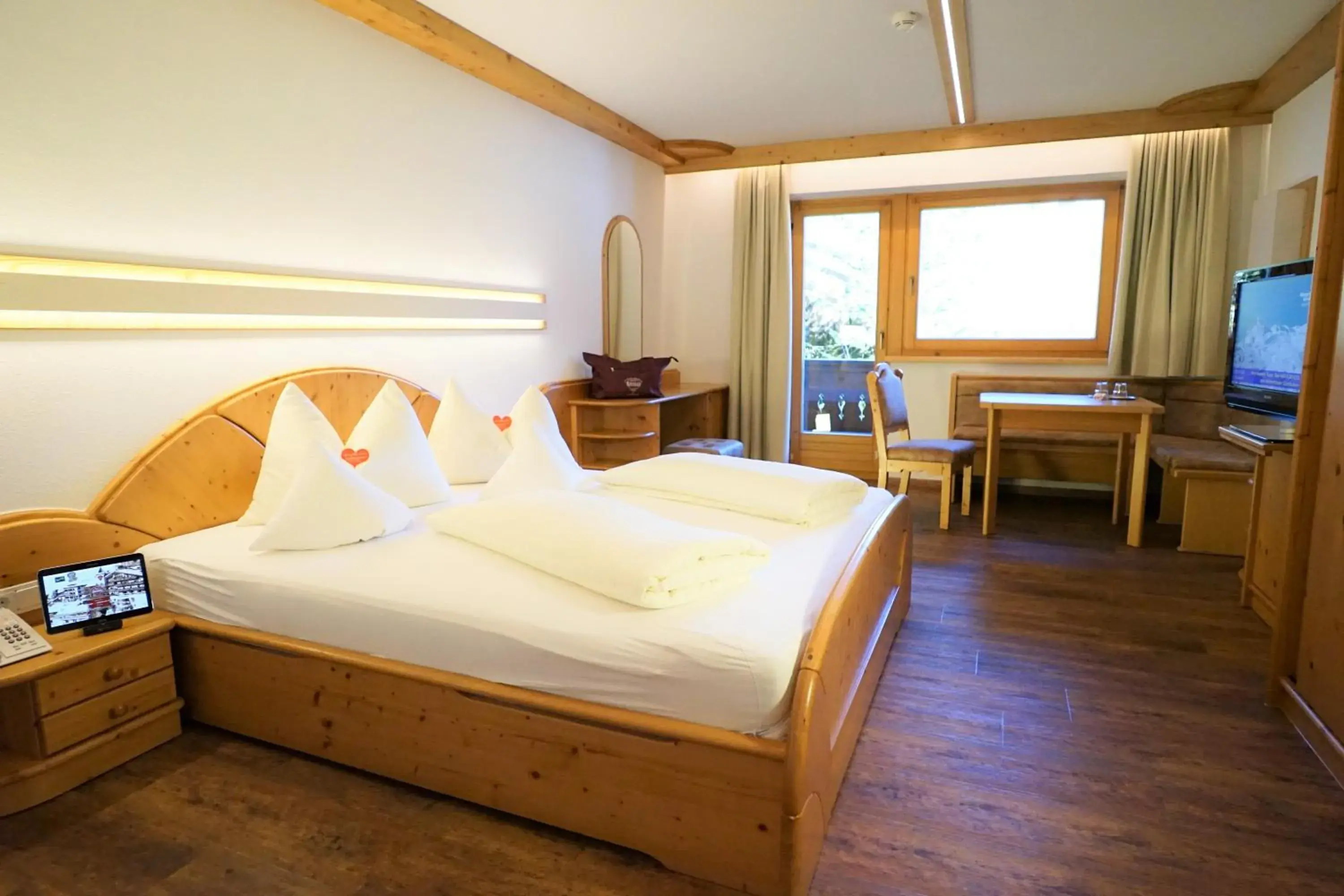 Double Room in Alpenbad Hotel Hohenhaus Double Room in Alpenbad Hotel Hohenhaus