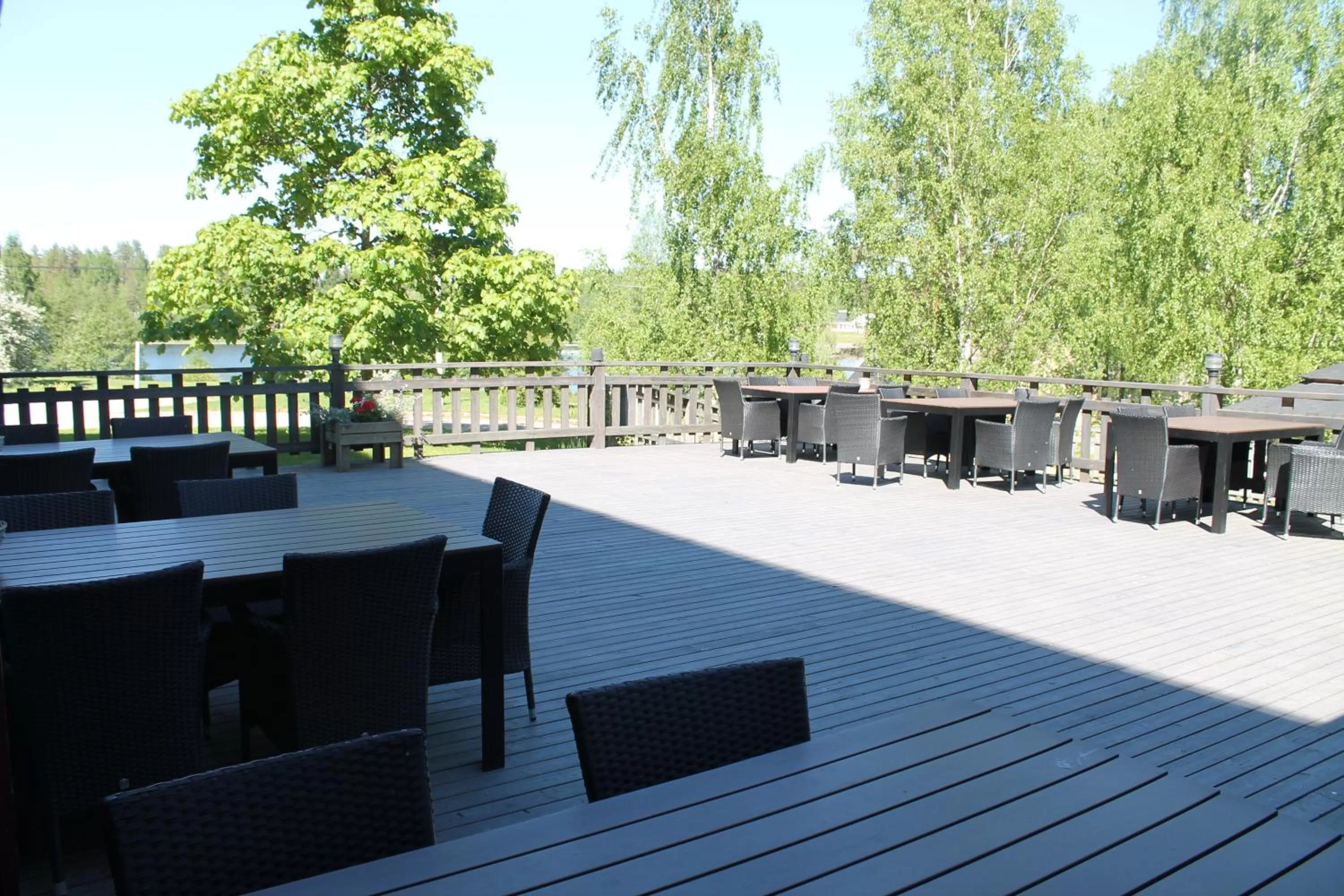 Balcony/Terrace, Restaurant/Places to Eat in Varjola Holiday Center