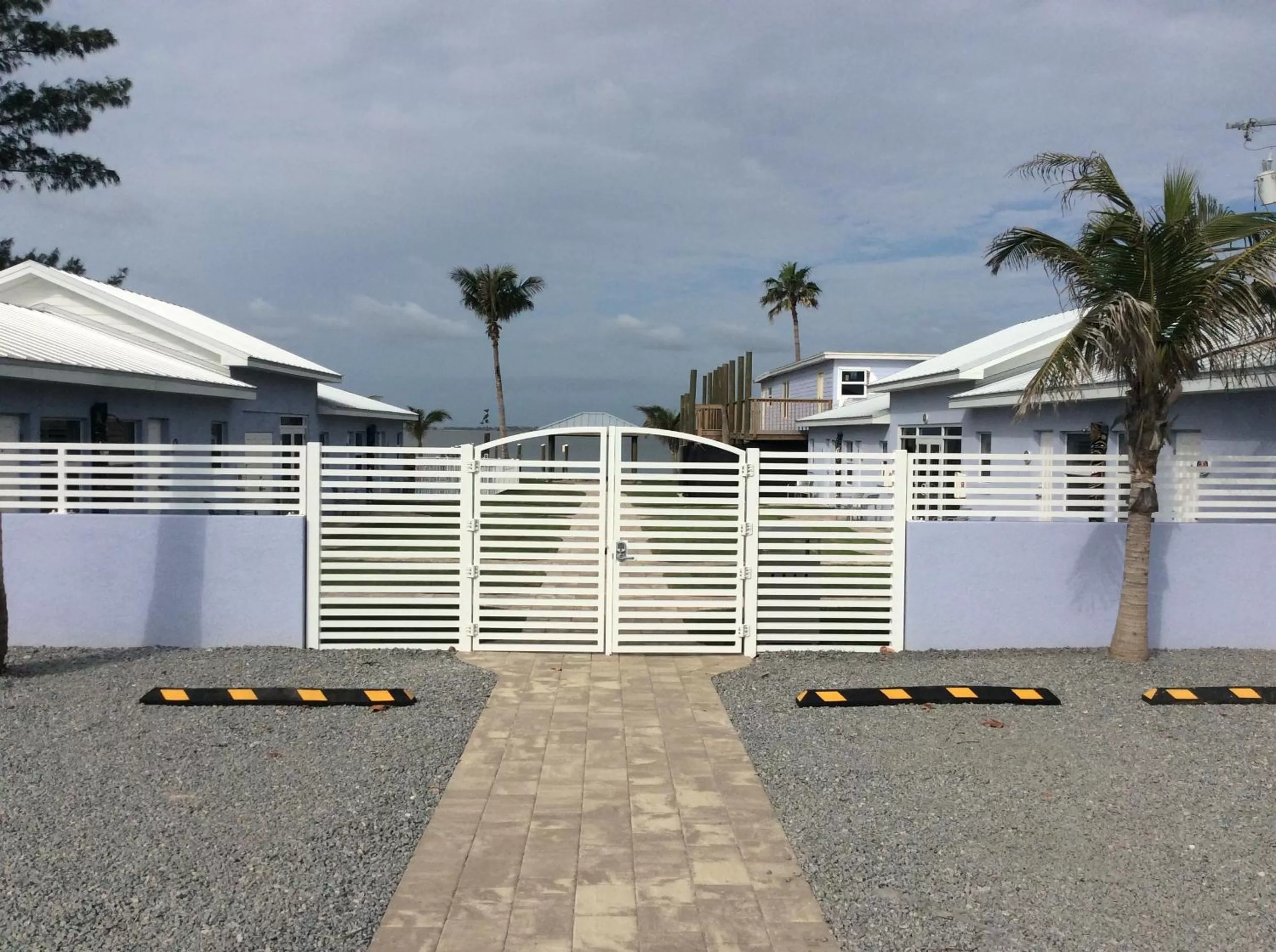 Facade/entrance in Lost Inn Paradise