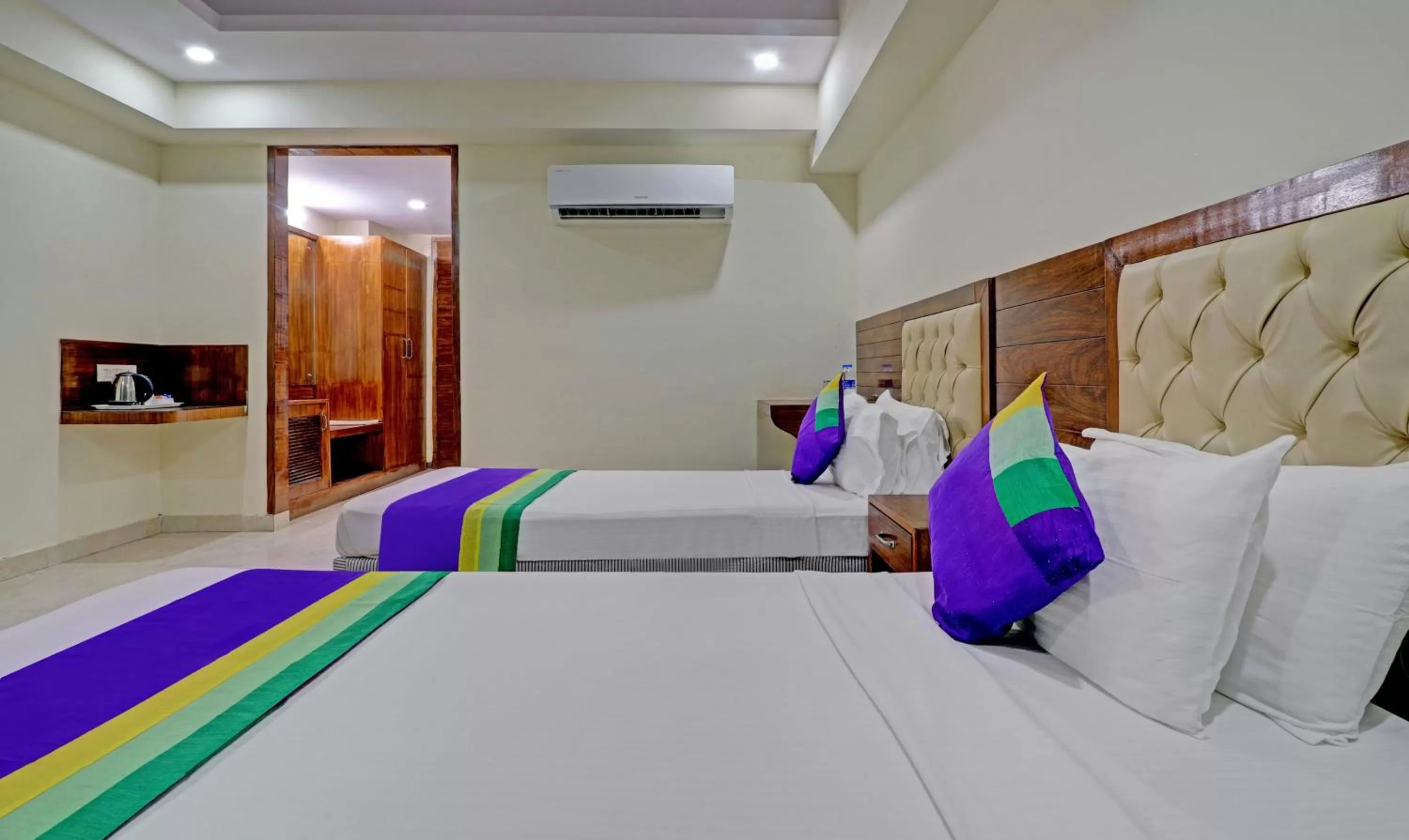 Bed in Treebo Premium Pearl Avenue Banquets And Lawn