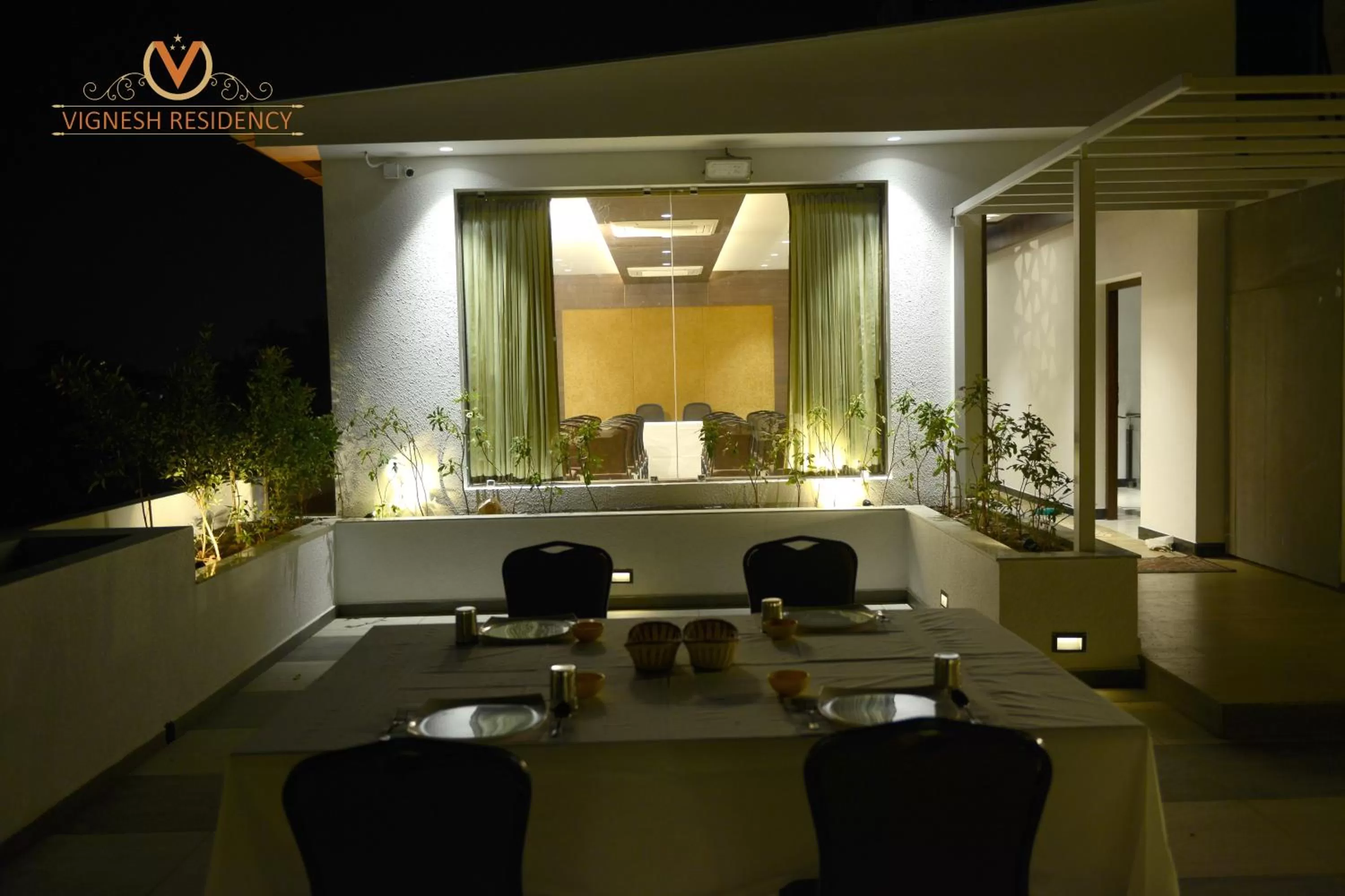 Business facilities in Vignesh Residency