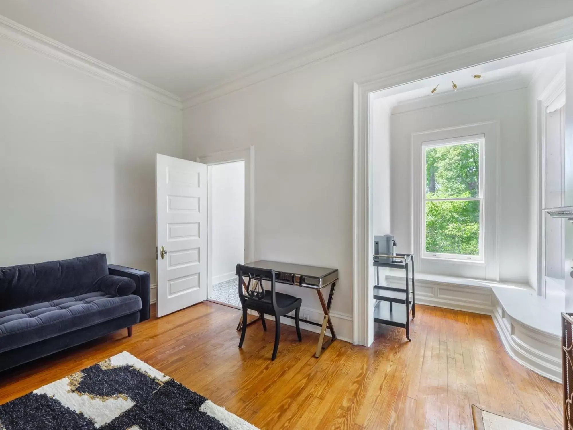 Deluxe King Room in Graystone Inn Deluxe King Room in Graystone Inn