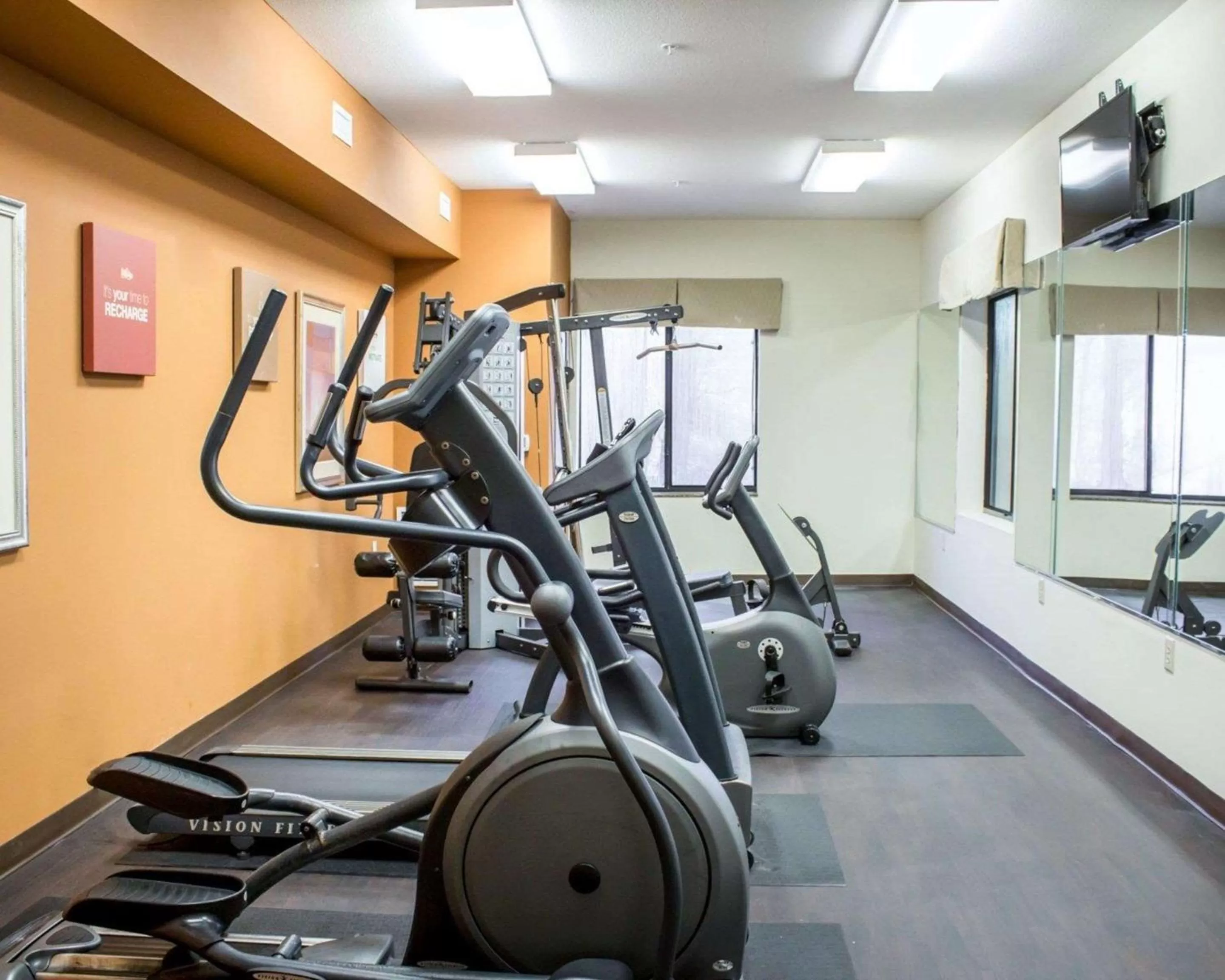 Fitness centre/facilities in Comfort Suites Sanford