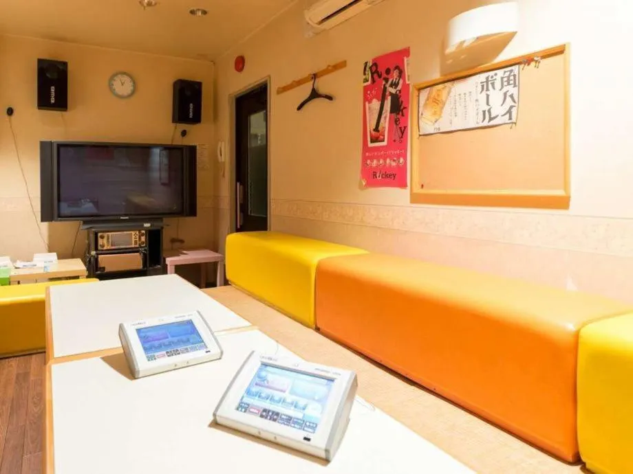 Karaoke in Hotel Yudanaka