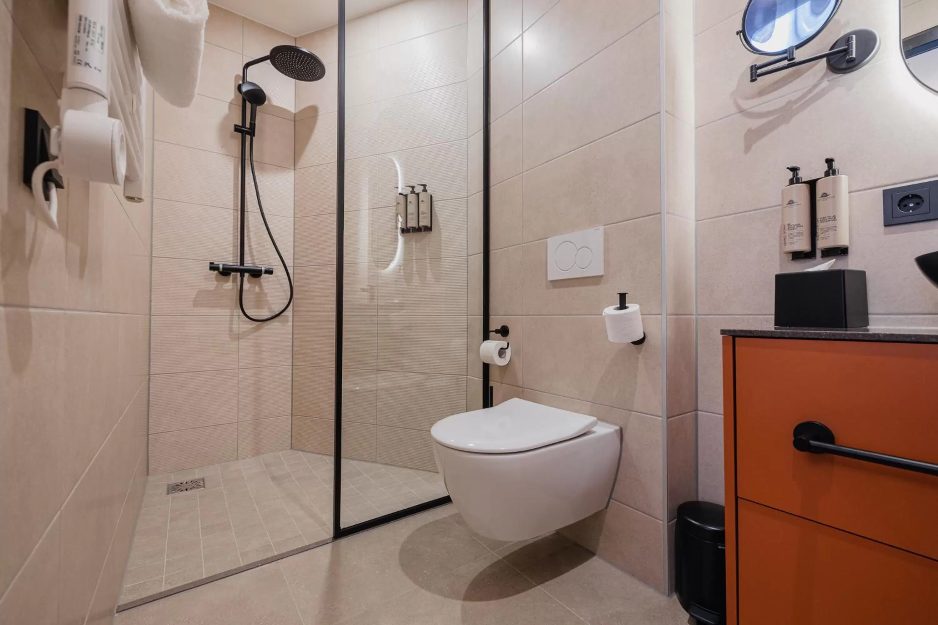 Bathroom in Hotel St Joris I Kloeg Collection