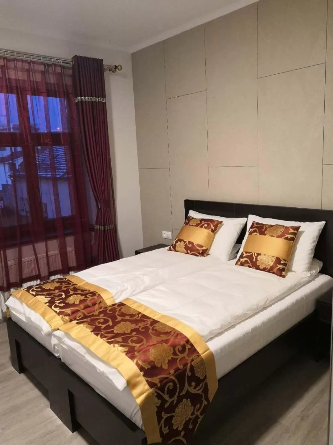 Bed in Sun-House Pension&Restaurant -ParkingFree-