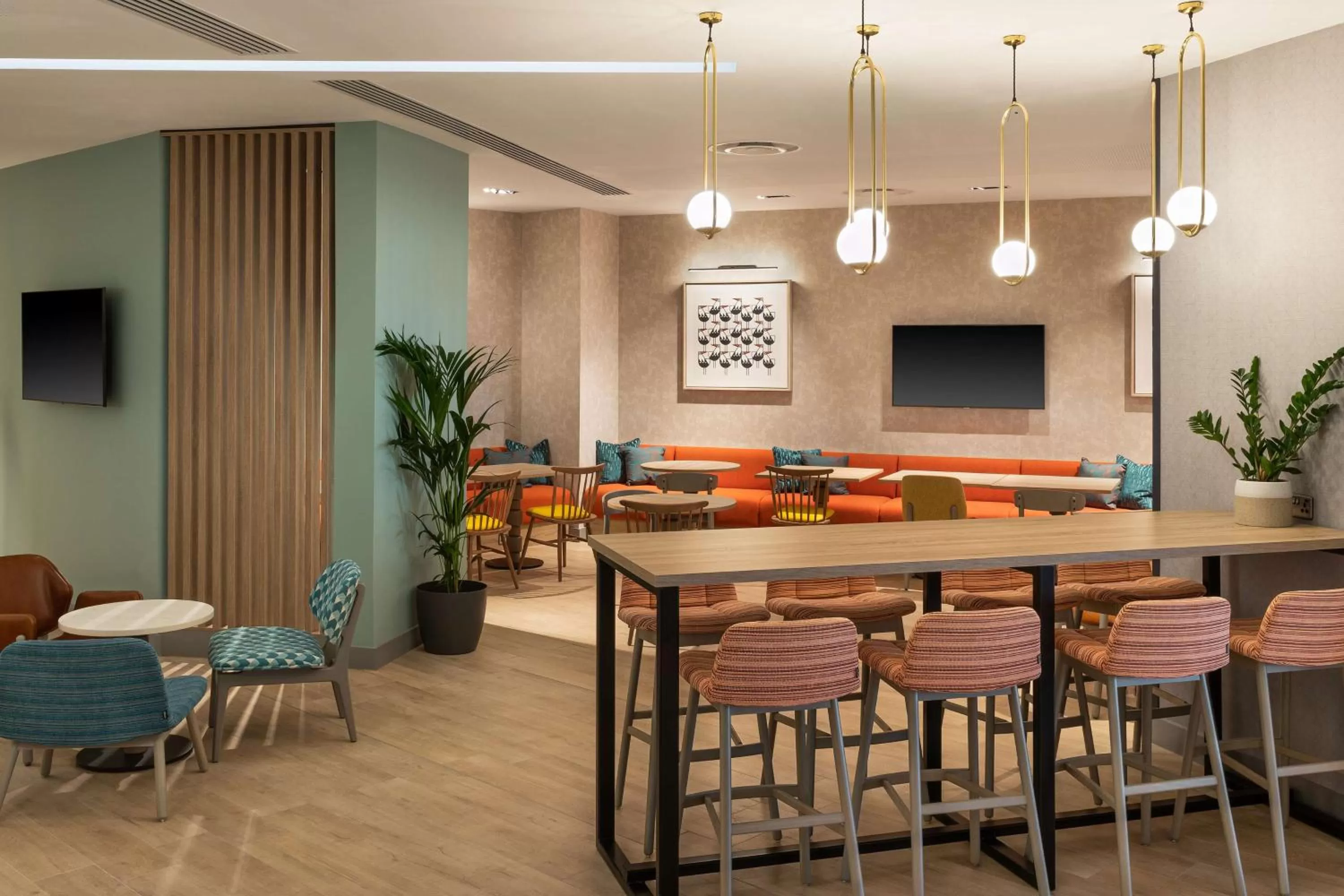 Lobby or reception in Hampton By Hilton Torquay