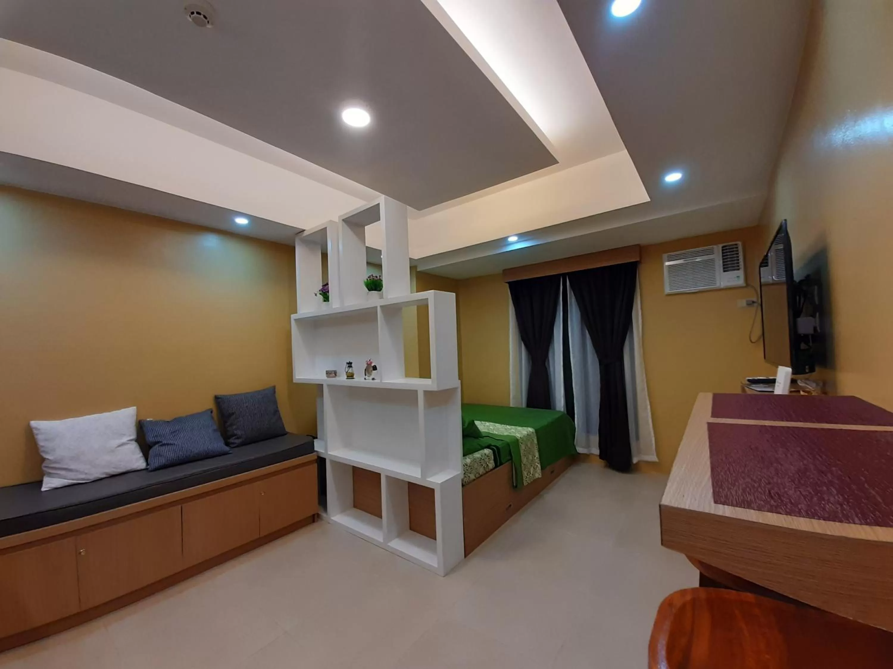 Property building in 1Tagaytay