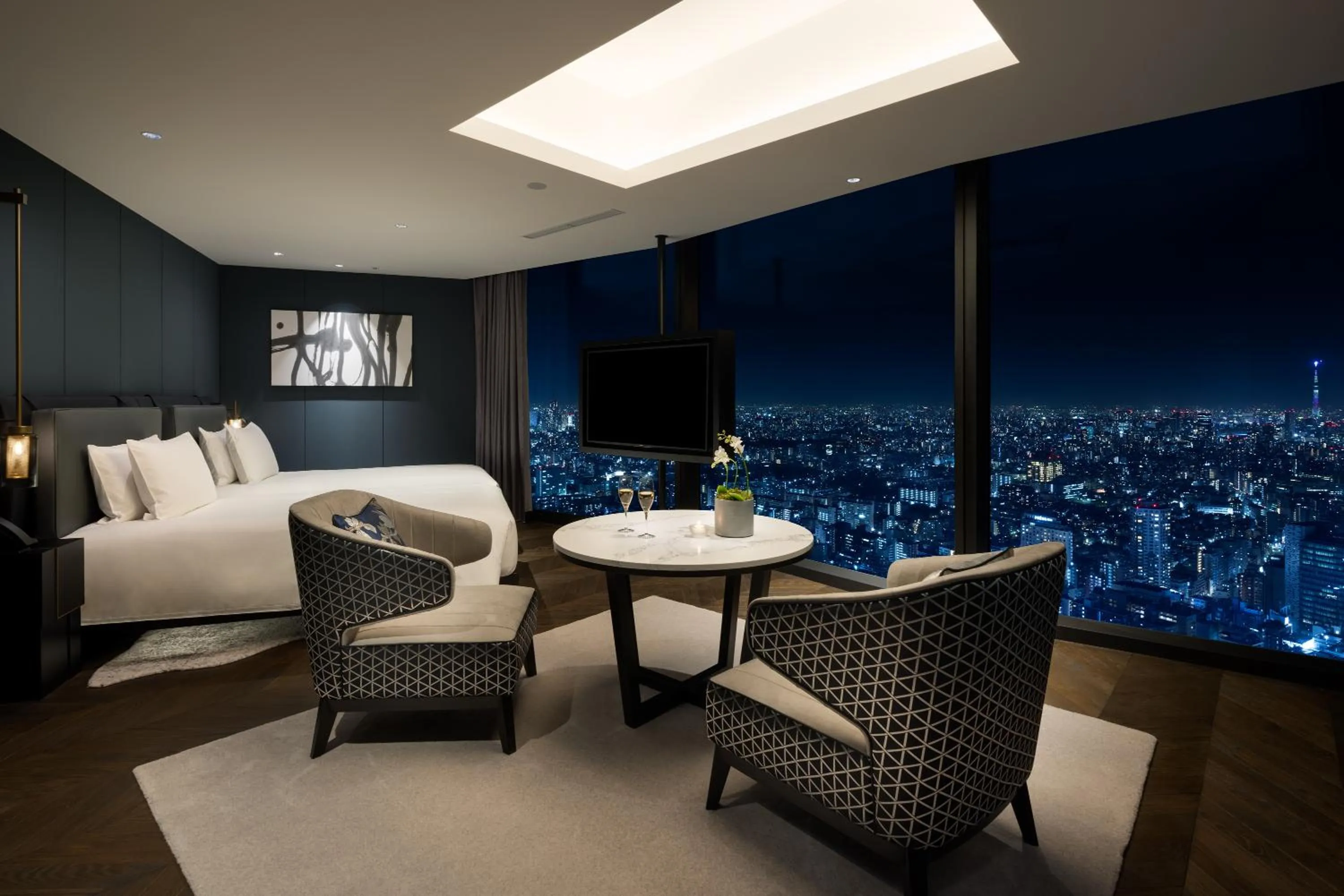 Seating area in BELLUSTAR TOKYO, A Pan Pacific Hotel