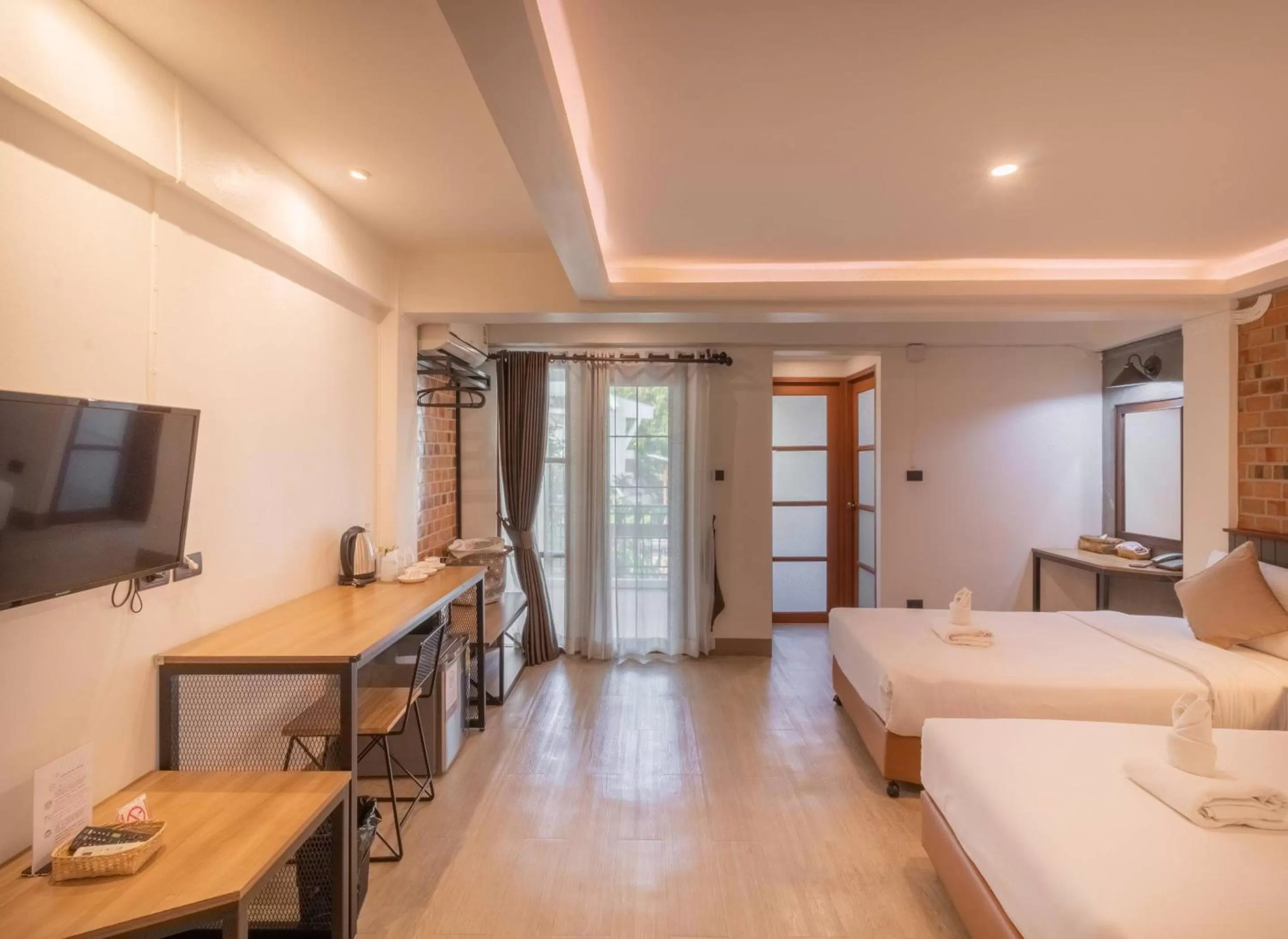 Bedroom, Bed in The Old City Wall Inn