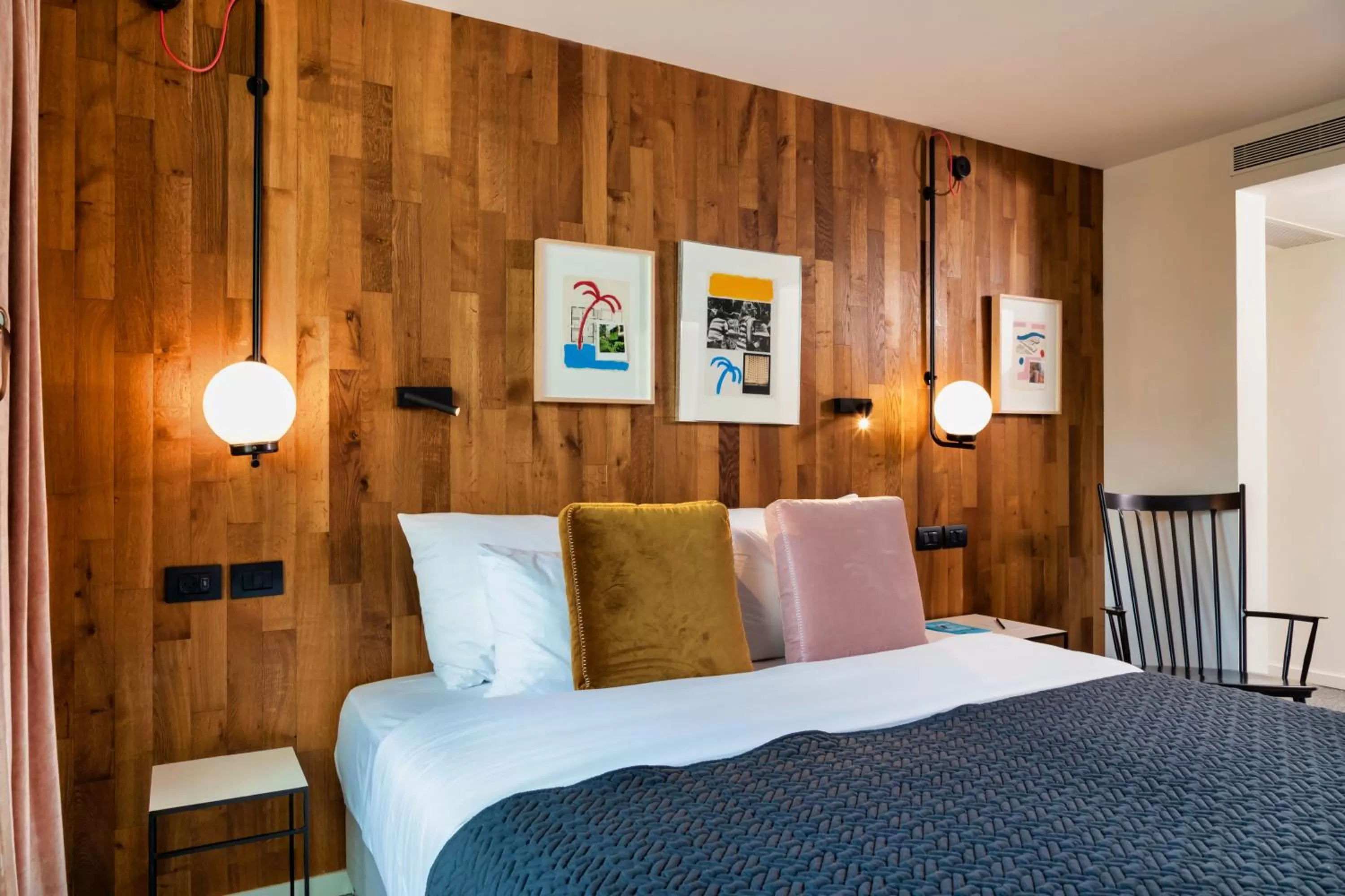 Bed in Fabric Hotel - an Atlas Boutique Hotel