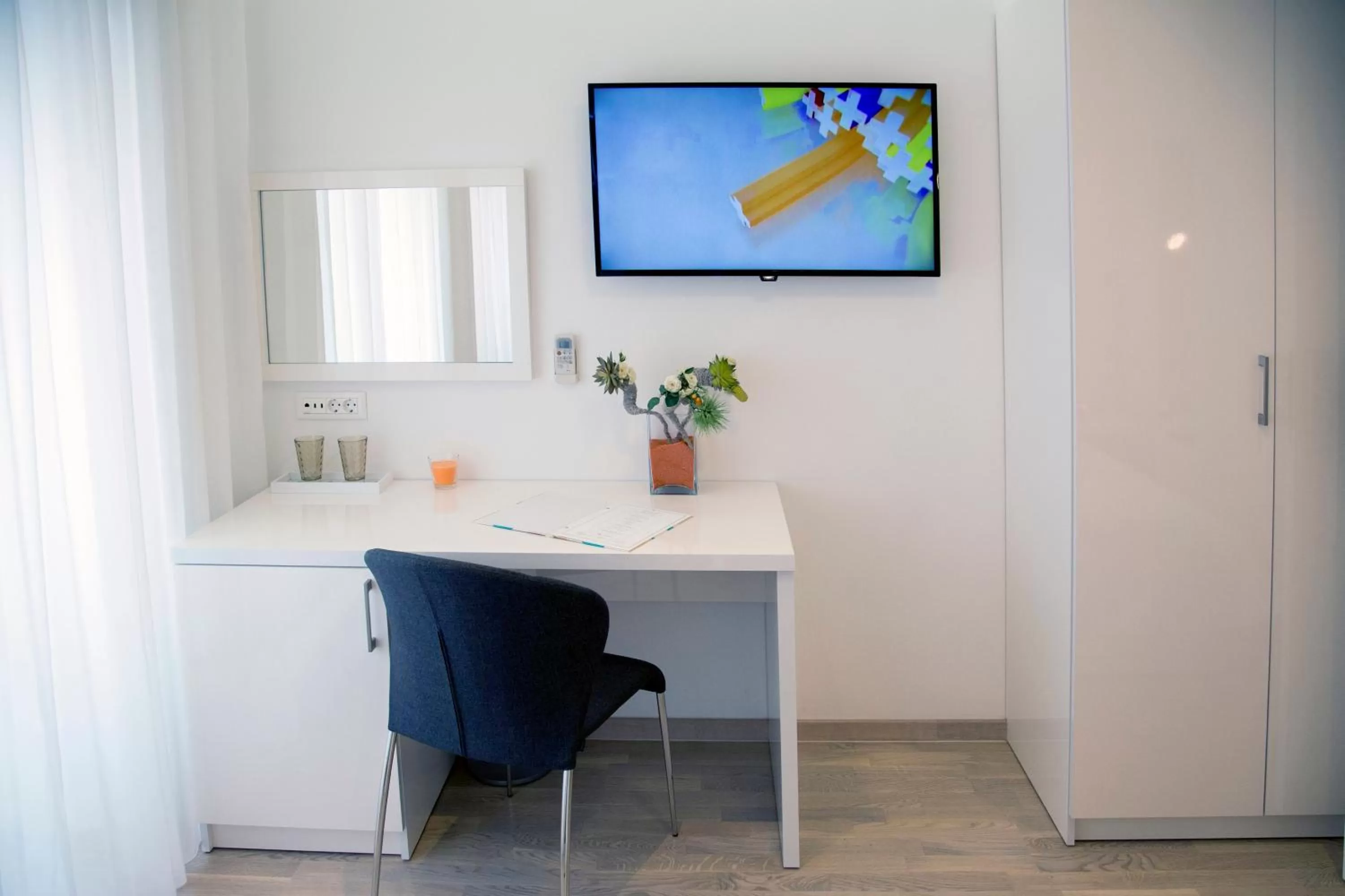 Photo of the whole room, TV/Entertainment Center in Luxury rooms Skystar-Split