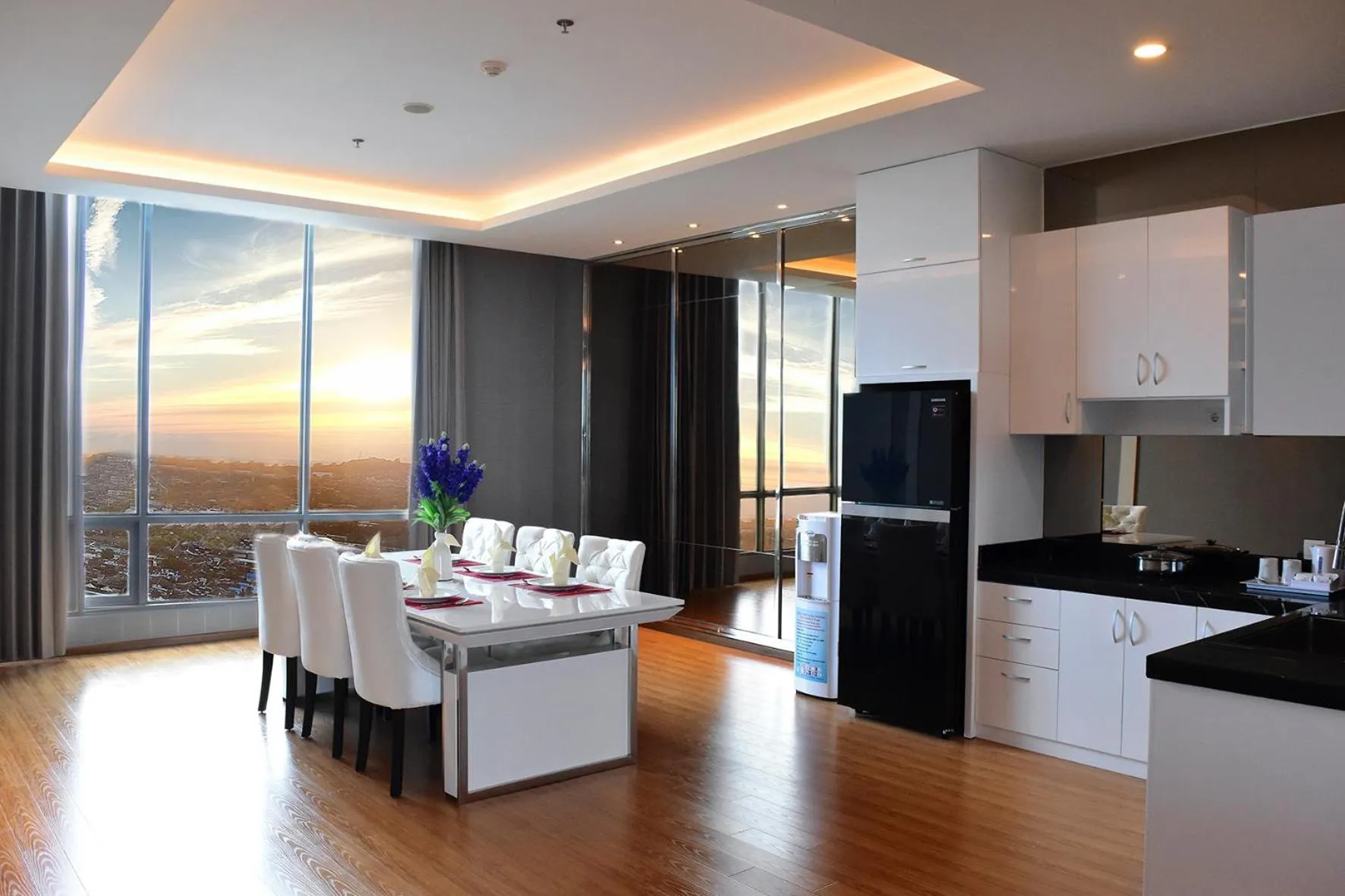 Coffee/tea facilities in Platinum Hotel & Convention Hall Balikpapan