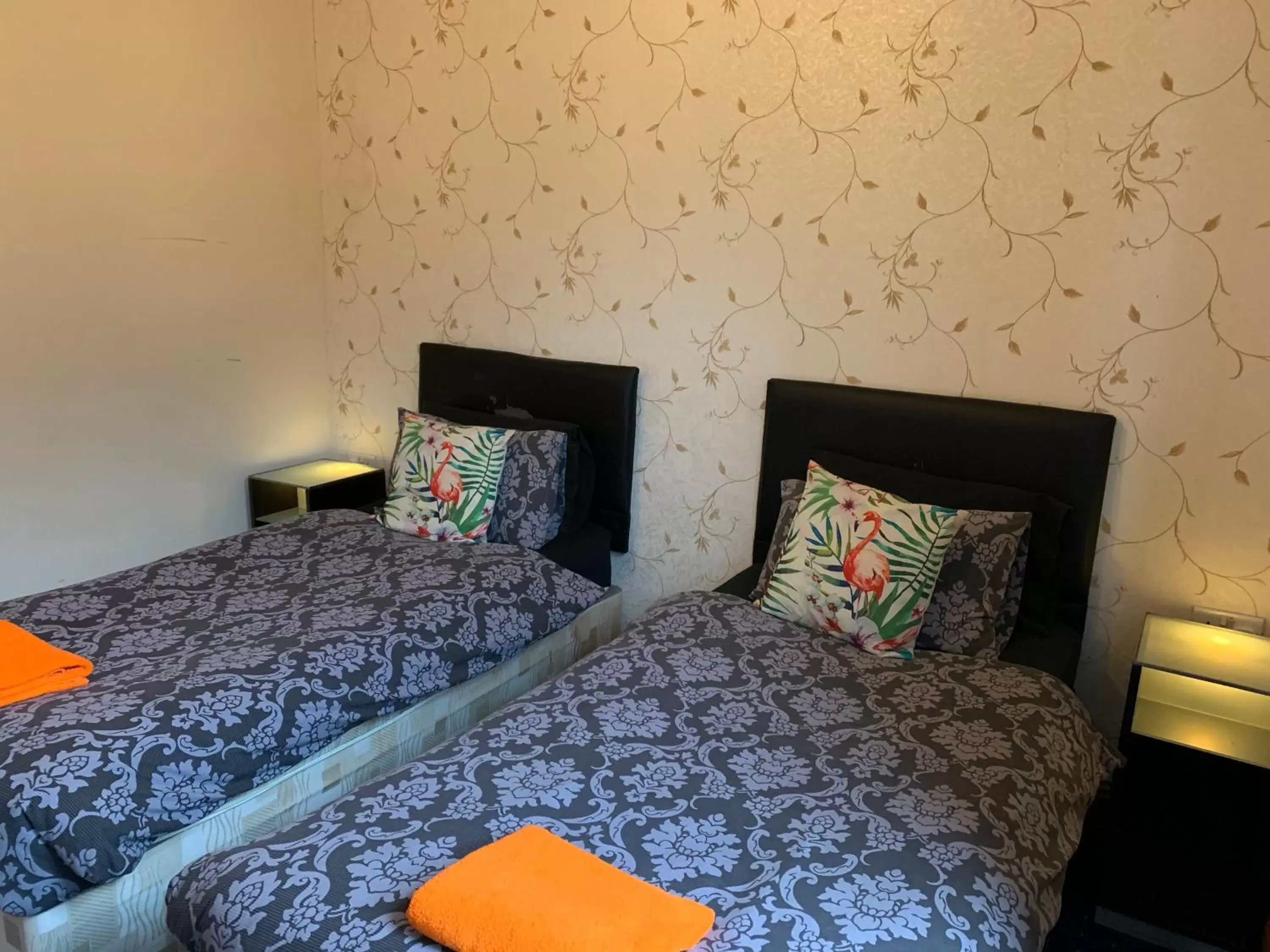 Standard Twin Room in Tropics Beach Hotel Standard Twin Room in Tropics Beach Hotel