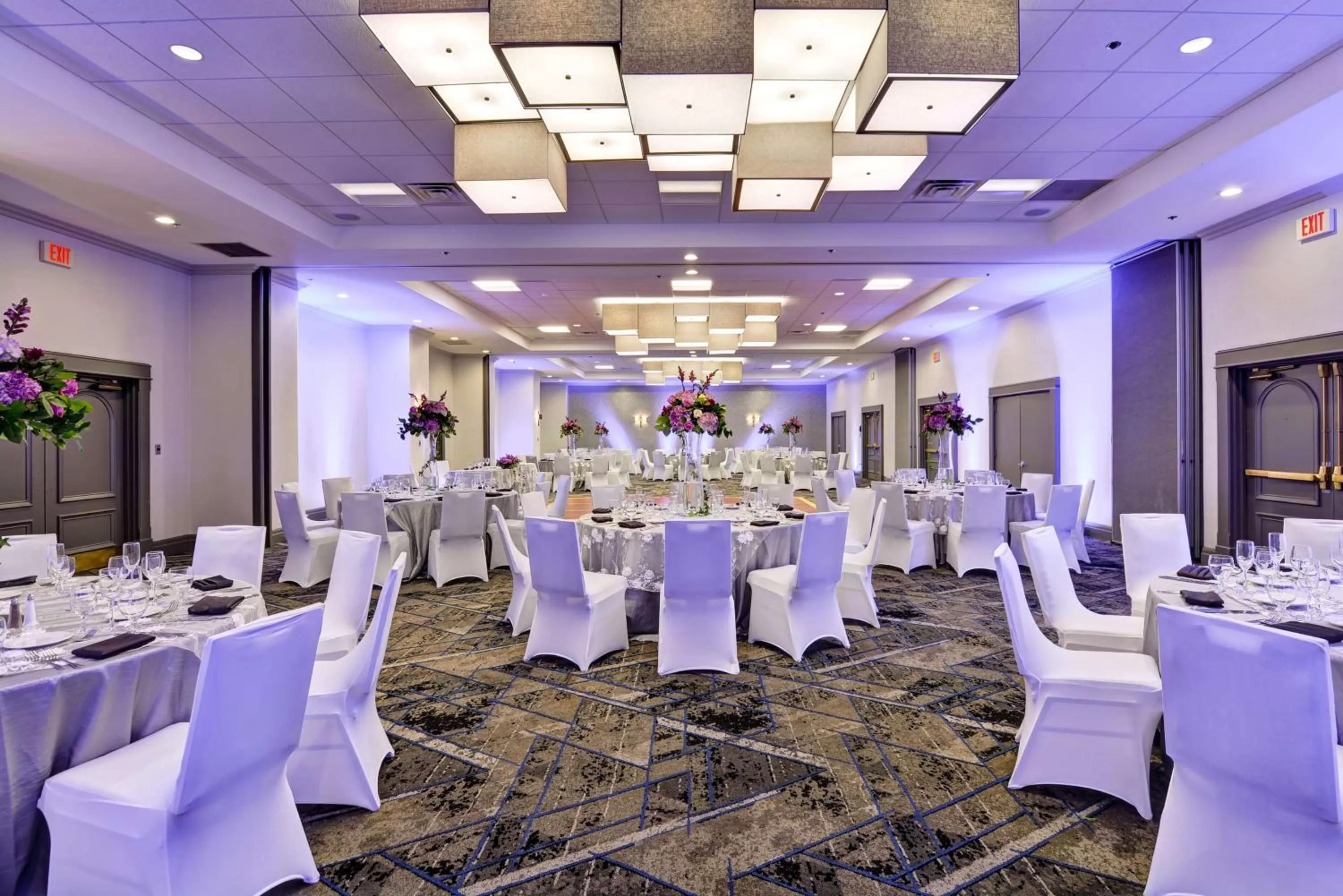 Meeting/conference room in Embassy Suites by Hilton Miami International Airport
