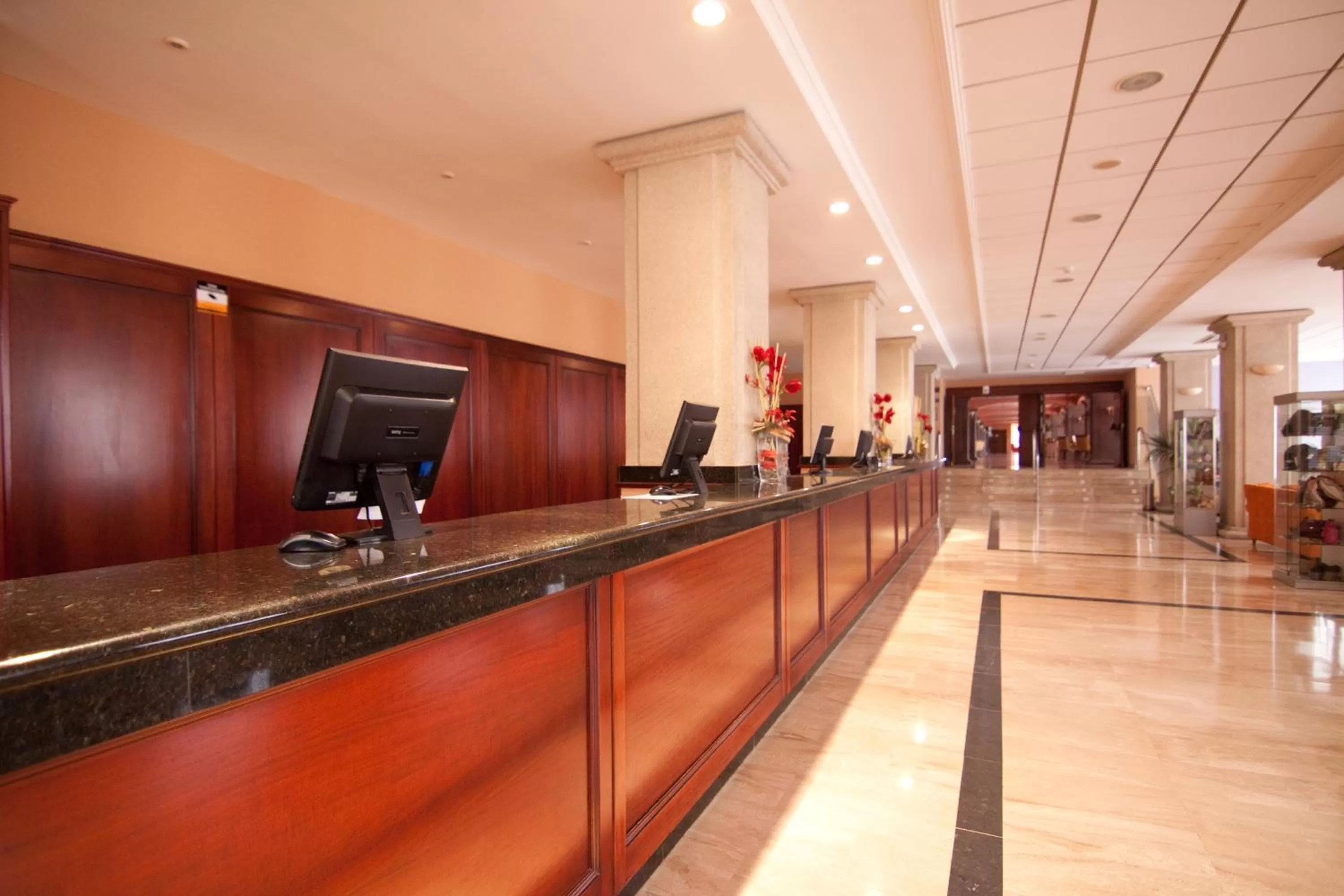 Lobby or reception in Gran Hotel Peñiscola