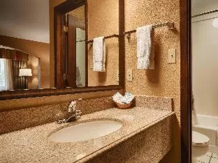 Quadruple Room with Two Queen Beds - Disability Access/Non Smoking in Quality Inn & Suites